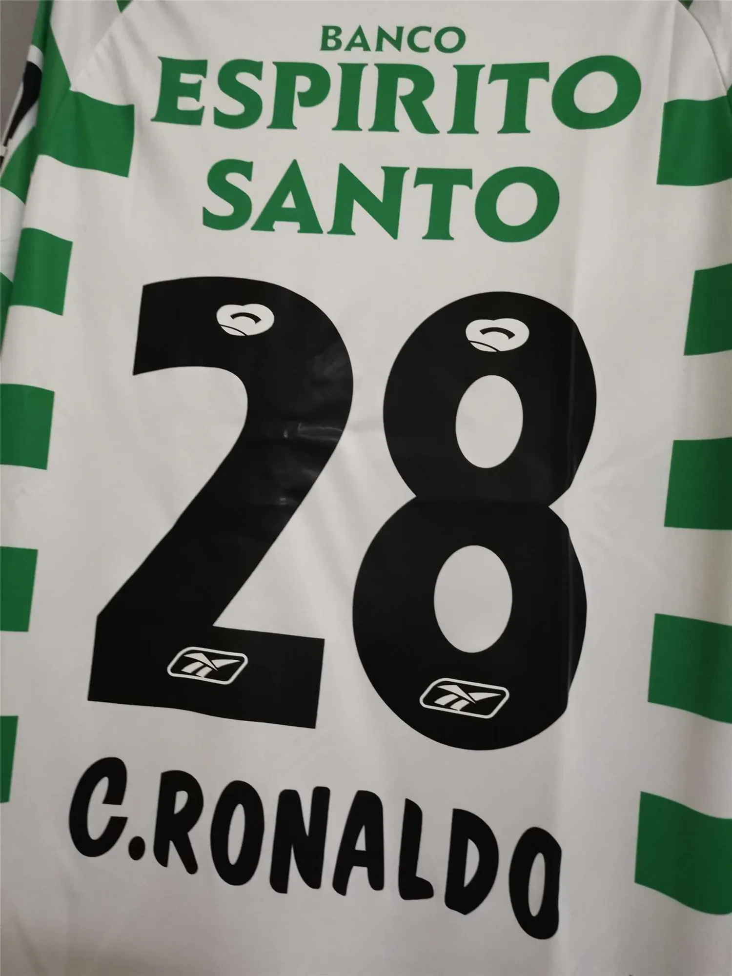 03-04 Sporting Lisbon Home Retro Kit Vintage Shirt Football Jerseys Yupoo 8