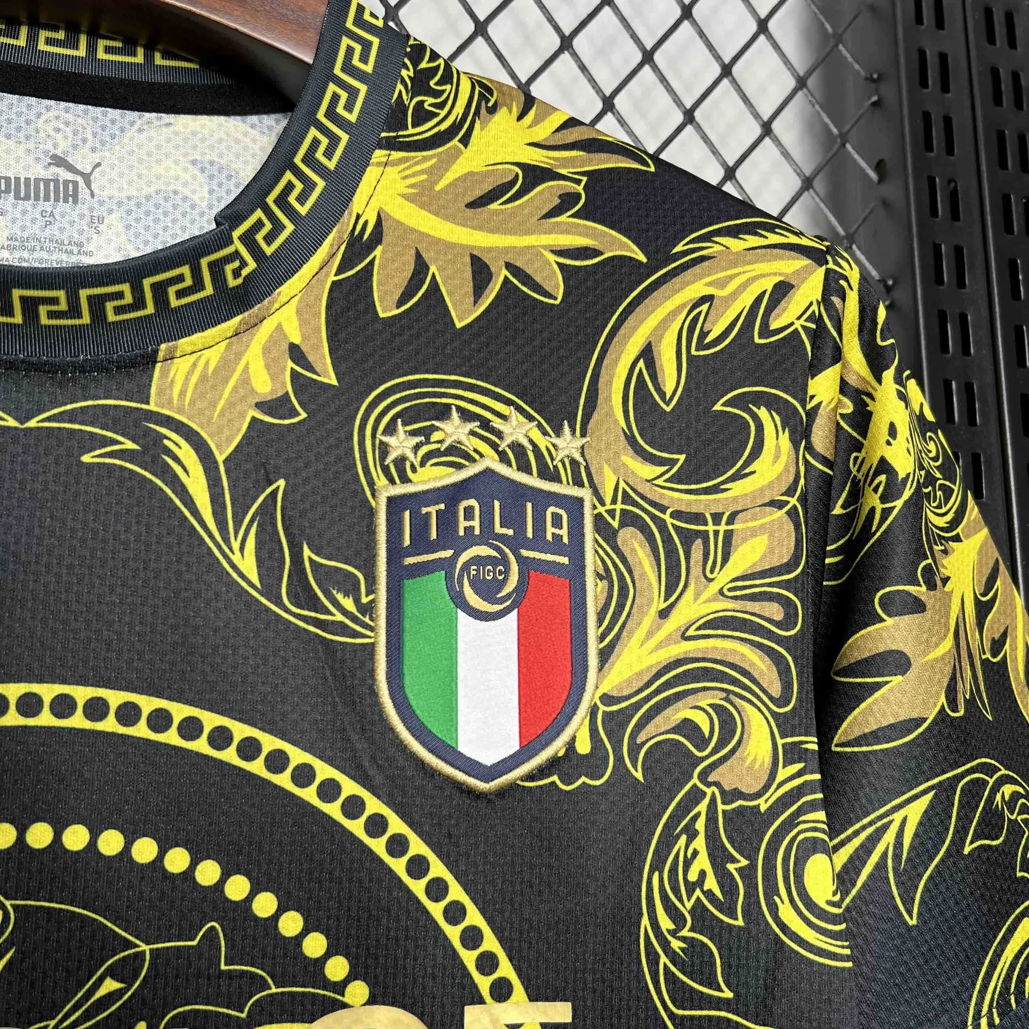 2022 Italy X Versace Black Gold Special Edition Kit AAAAJersey Supplier Yupoo 1