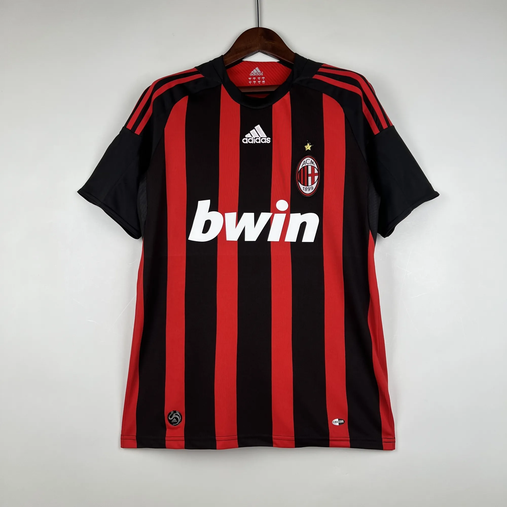 08-09 Retro AC Milan Home S-XXL 10