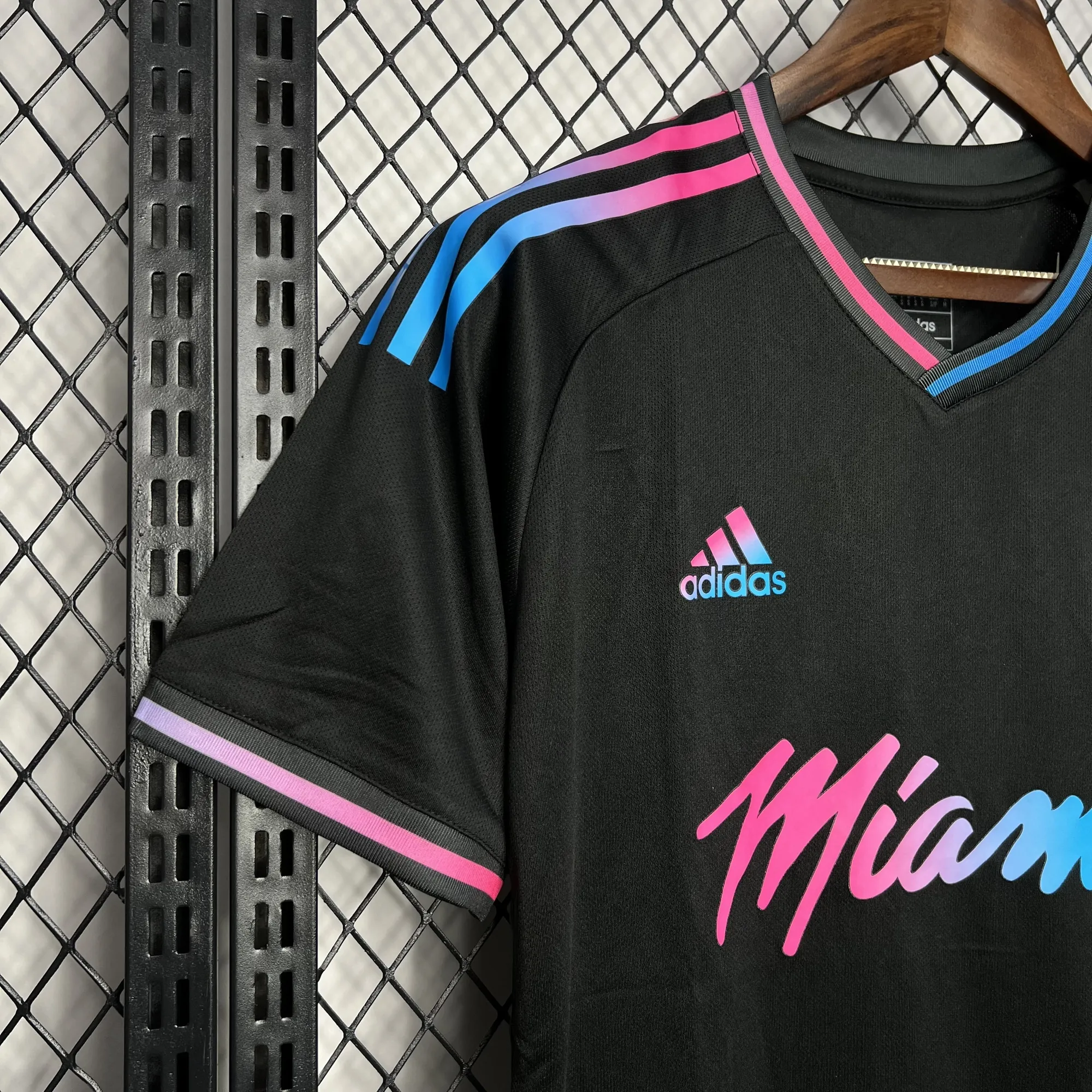 24-25 Inter Miami Special Edition Black Kit Football Uniform AAAAJerseys Dropshipping Yupoo 3