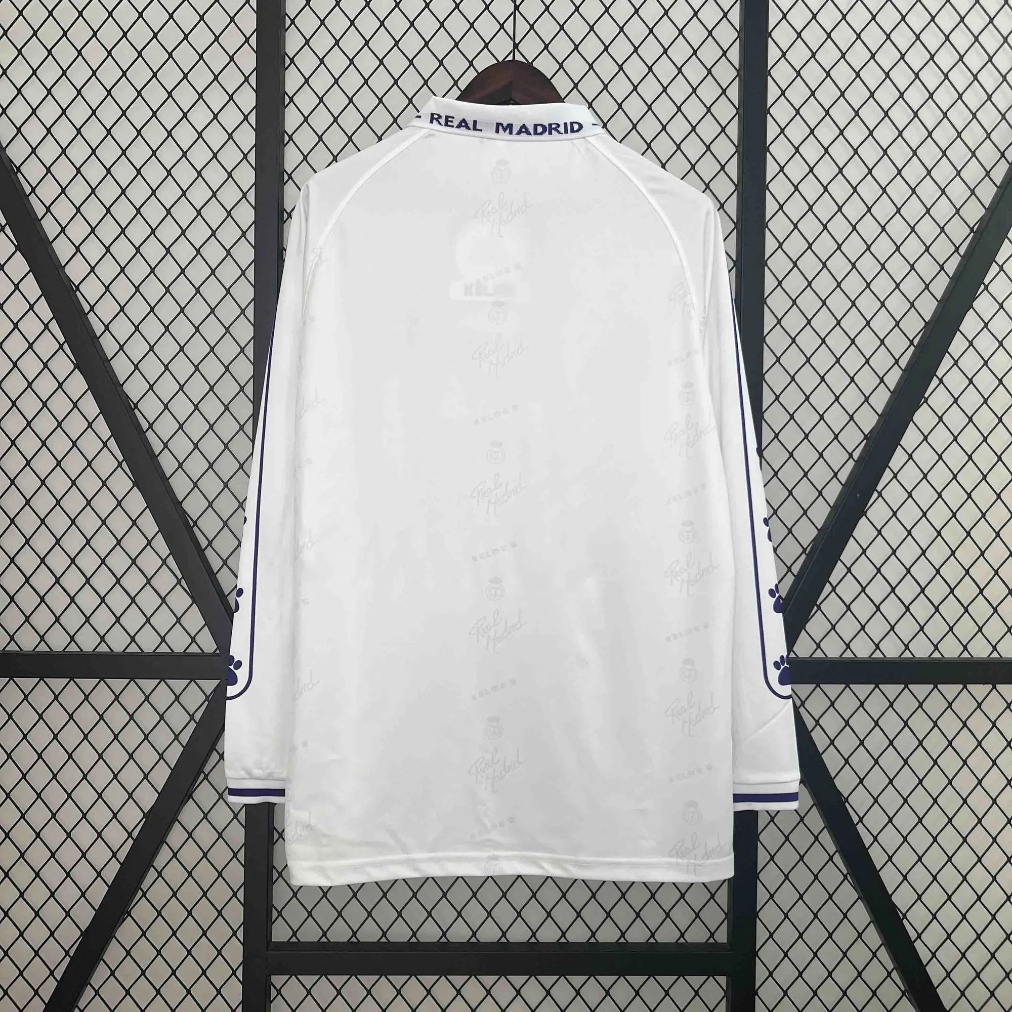 94-96 Real Madrid Home Retro Kit Long Sleeve Vintage Shirt Football AAAAJersey Supplier 3