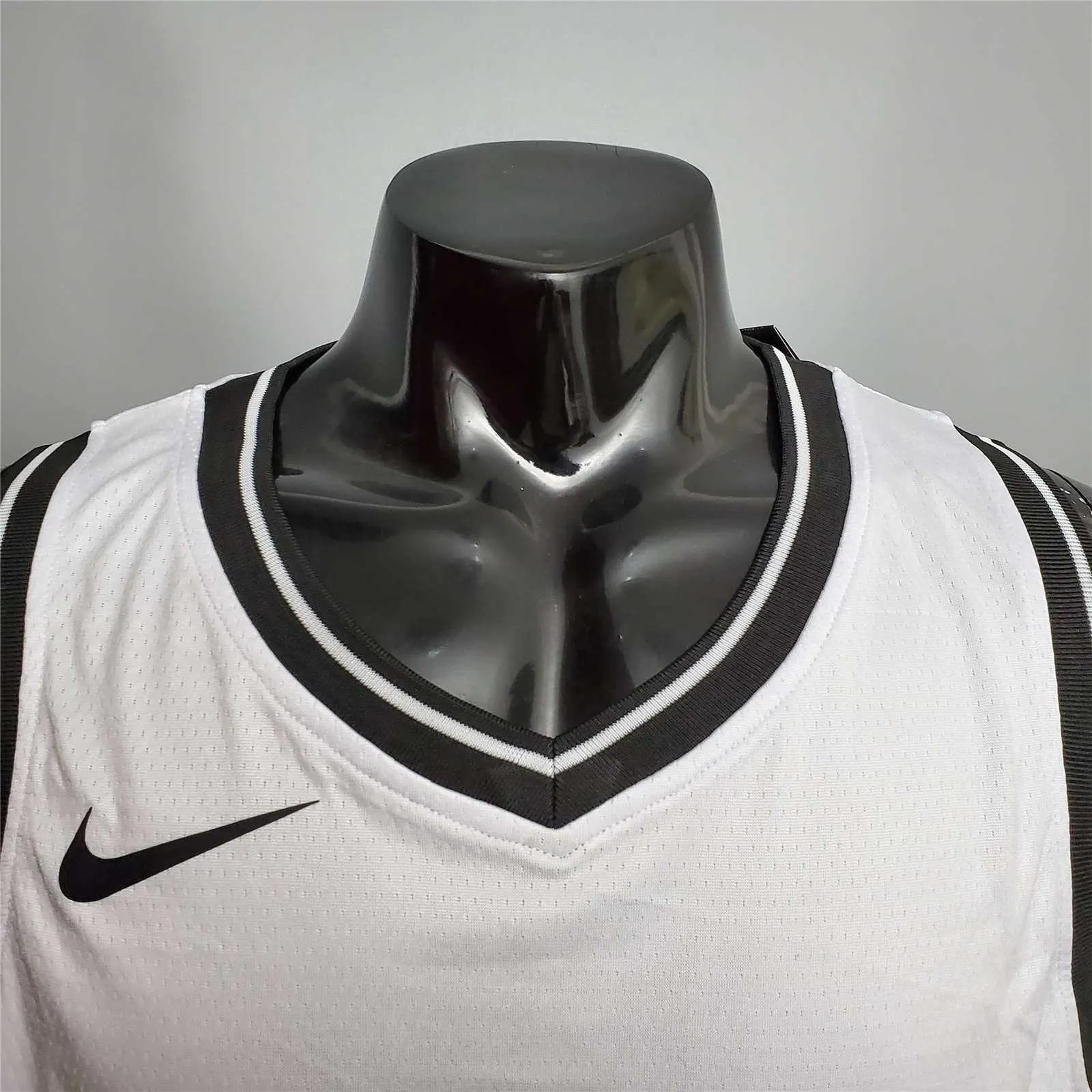 Irving #11 Brooklyn Nets white1684437039000 3