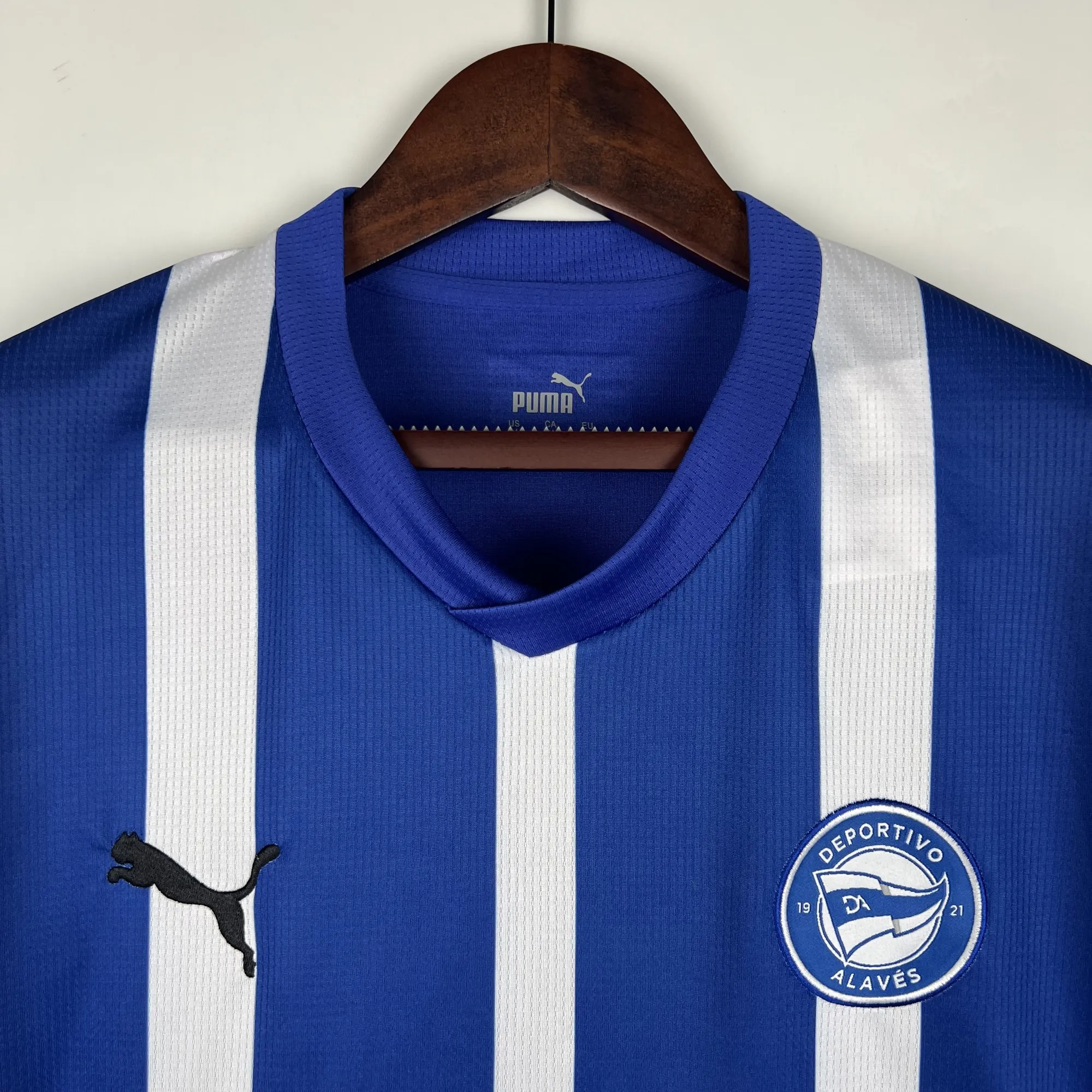 23-24 Alaves Home S-XXL Soccer Jerseys 5