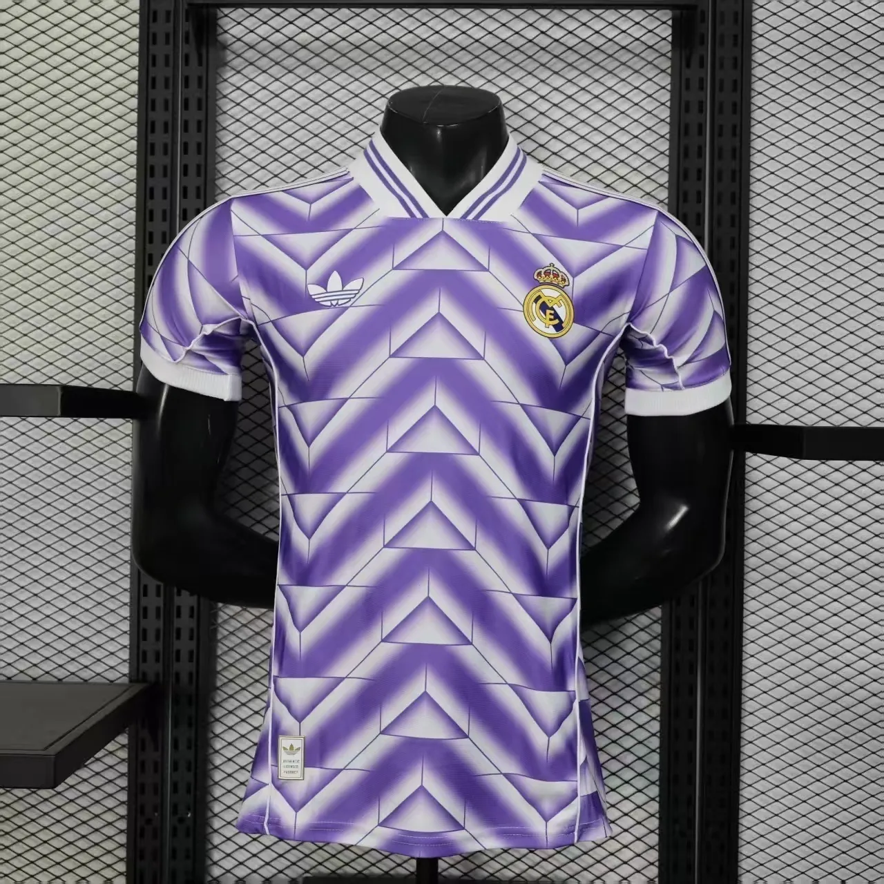 25-26 Real Madrid Purple Special Edition Football Shirt AAAAJersey Wholesale Yupoo 7