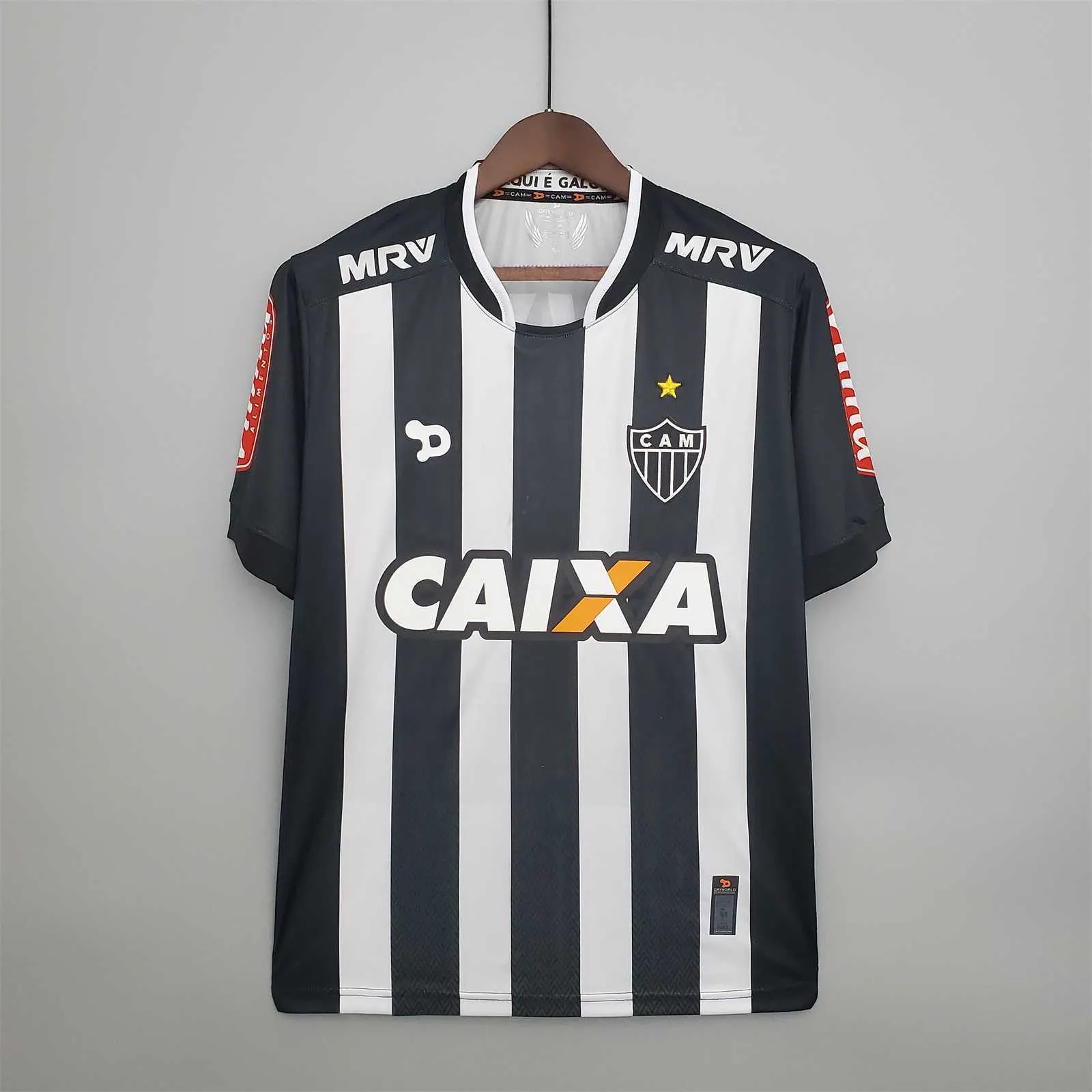 16-17 Atletico Mineiro home 8