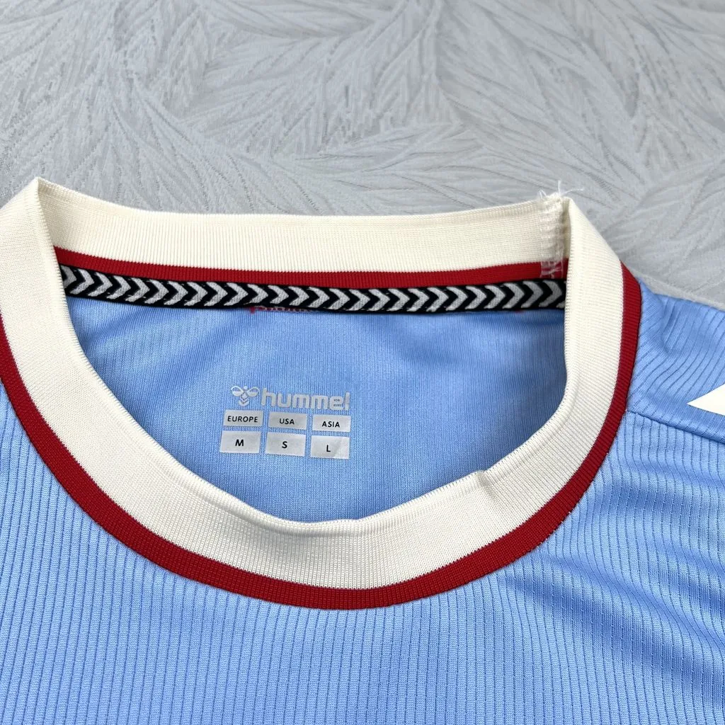 26-27 Celta de Vigo Mens Home Kit Football T-Shirt AAAAJersey Supply Yupoo 9 1