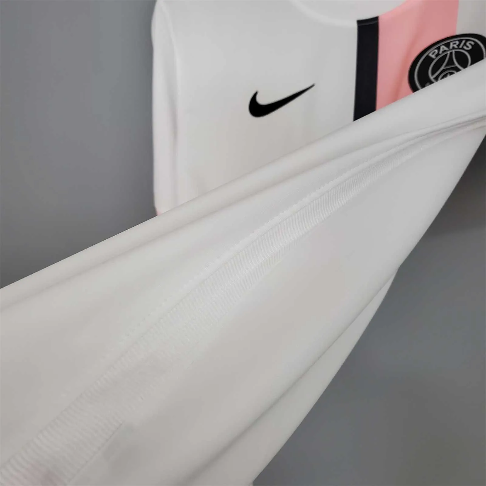 21-22 PSG away 19