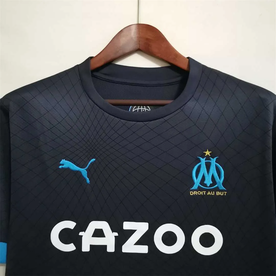 22-23 Marseille away 6