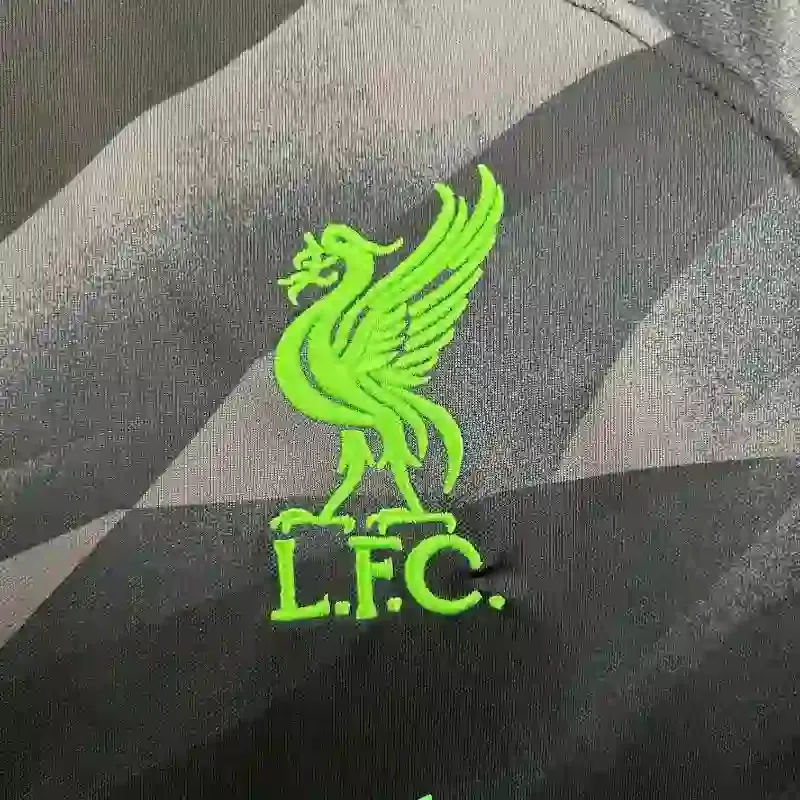 23-24 Liverpool Goalkeeper Soccer Jersey Black 7