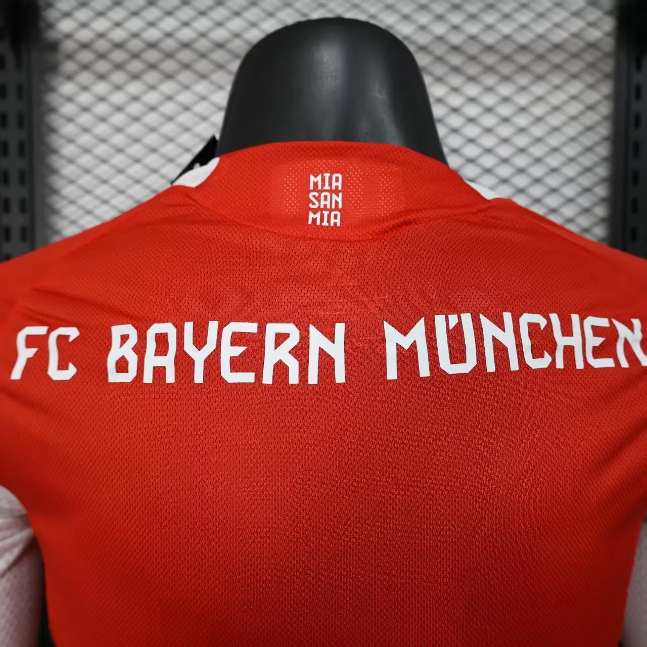 25-26 Bayern Munich Home Kit Player Version Soccer Long Sleeve AAAAJersey Yupoo 3