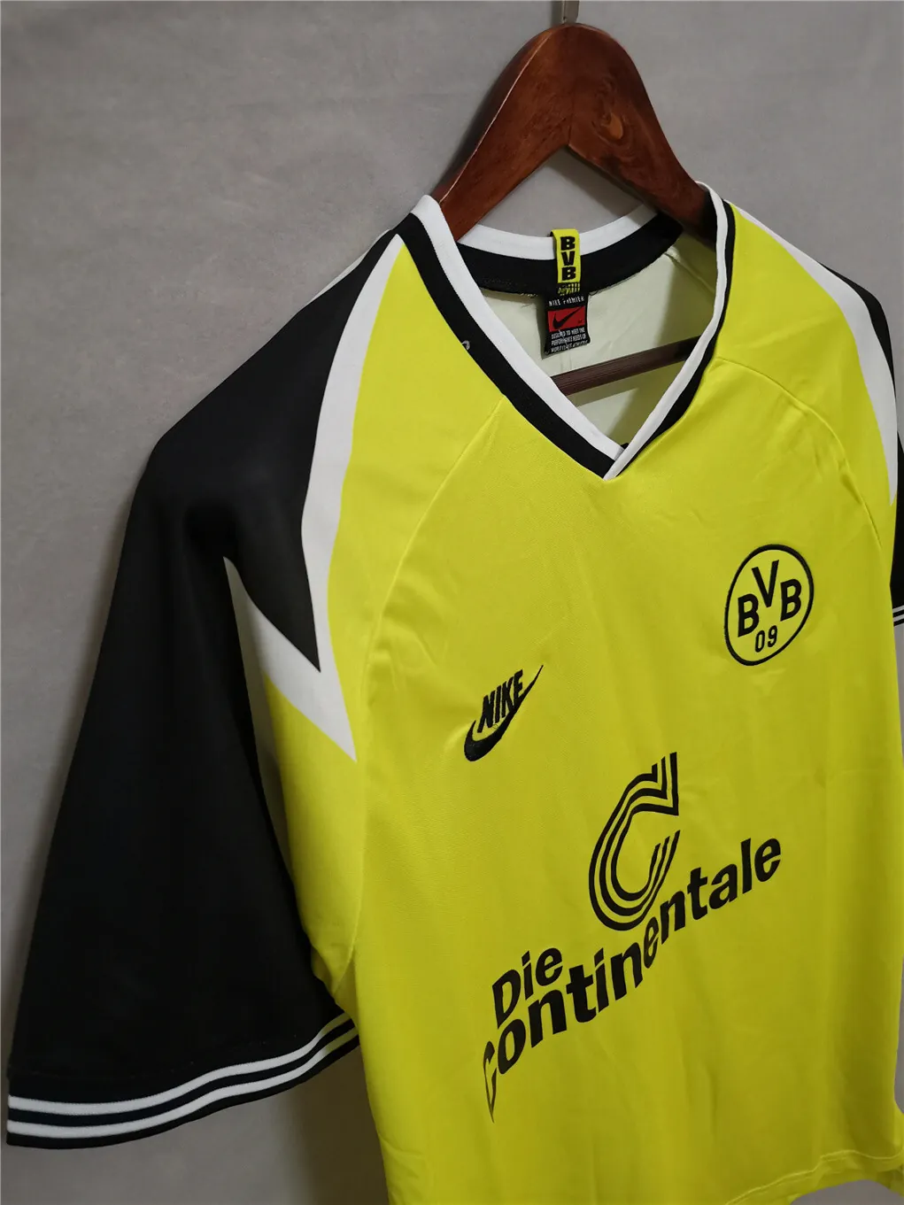 95-96 Dortmund home yellow1684404454000 1