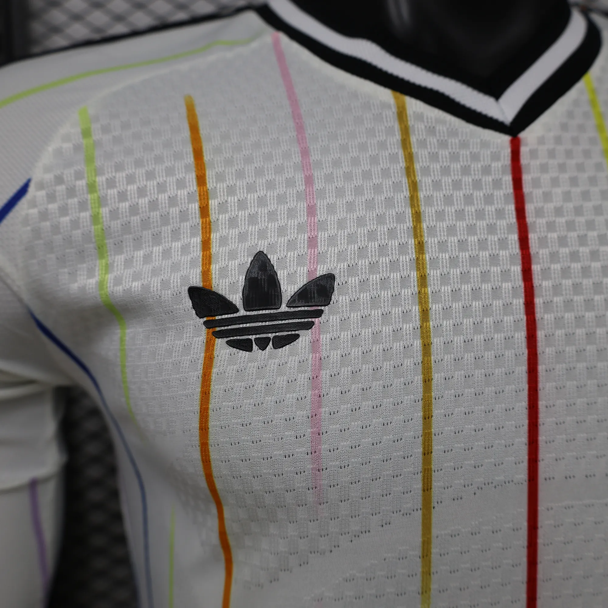 2026 World Cup Japan Away Kit Player Version Football Long Sleeve Shirt AAAAJerseys Supply Yupoo 9 2