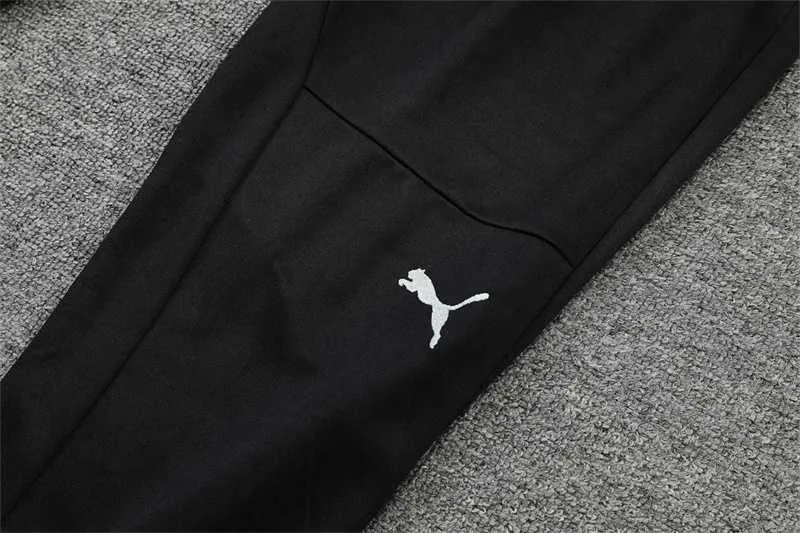 Manchester City Polo grey crew neck 14
