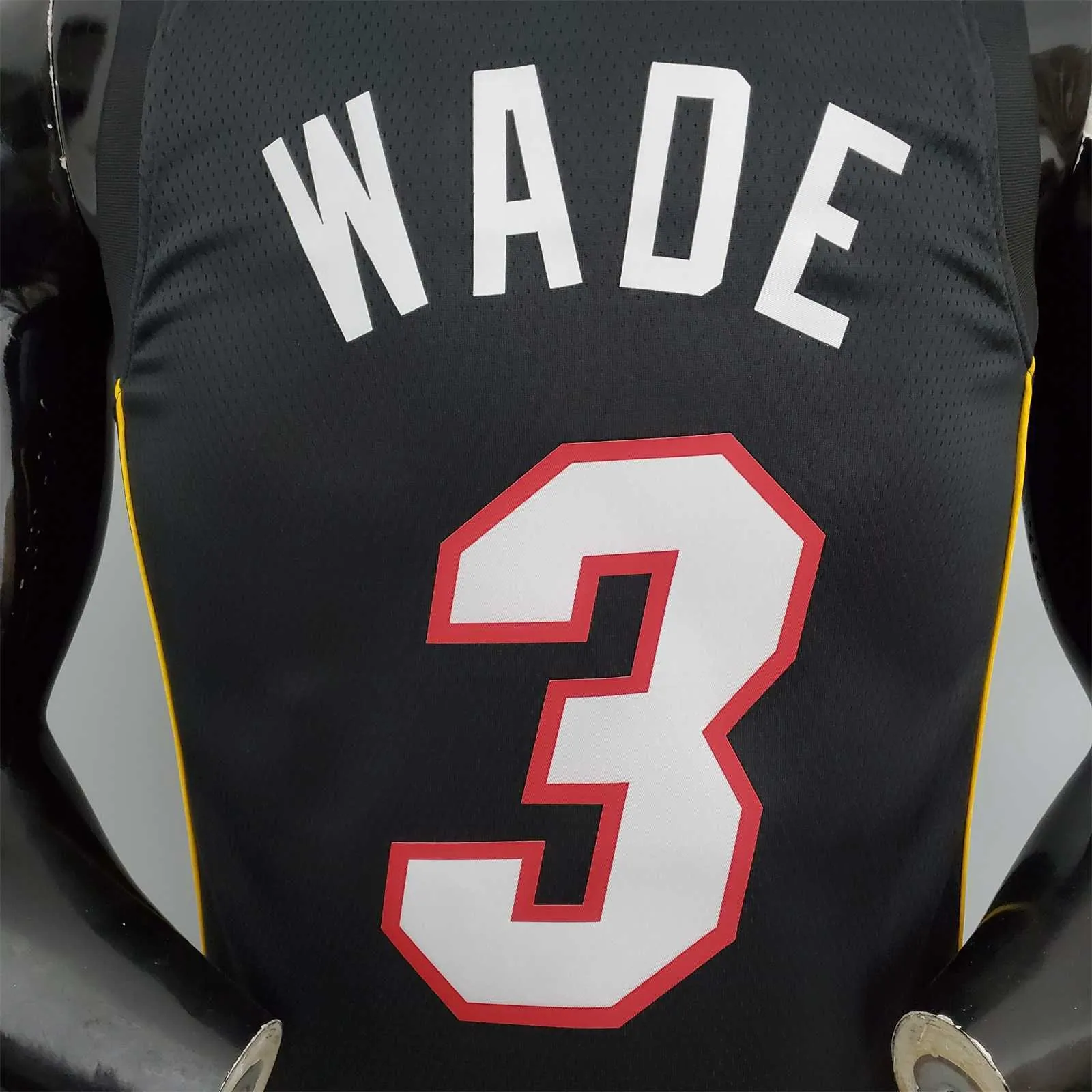 2022 season Wade #3 Heat City Edition Black 6