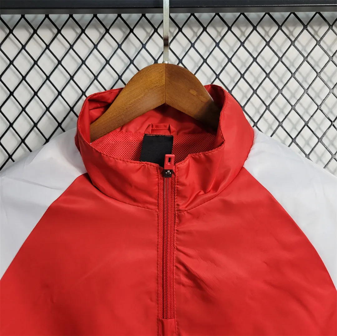 23-24 Windbreaker Bayern - 3 2