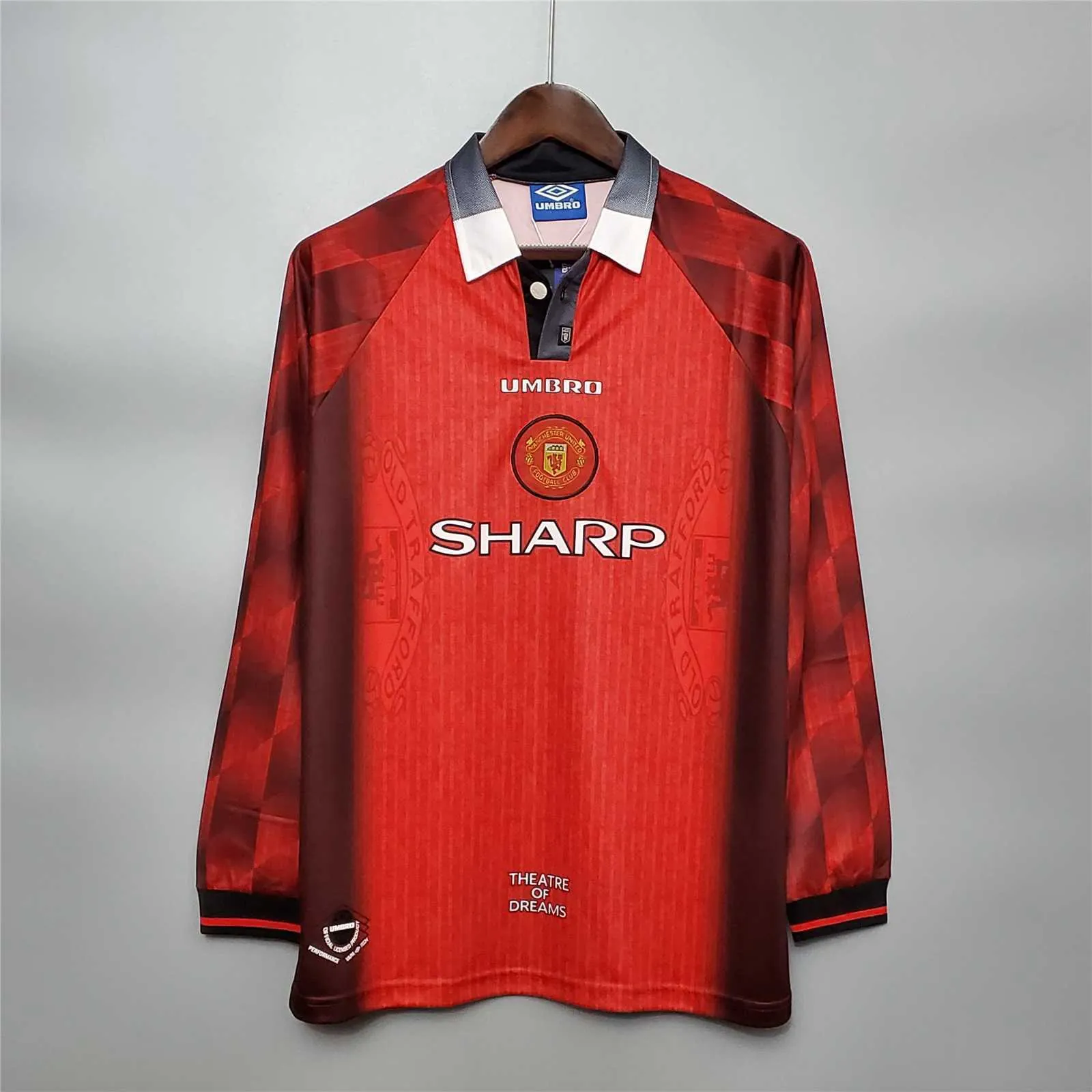 96-97 Manchester United home long sleeve 8