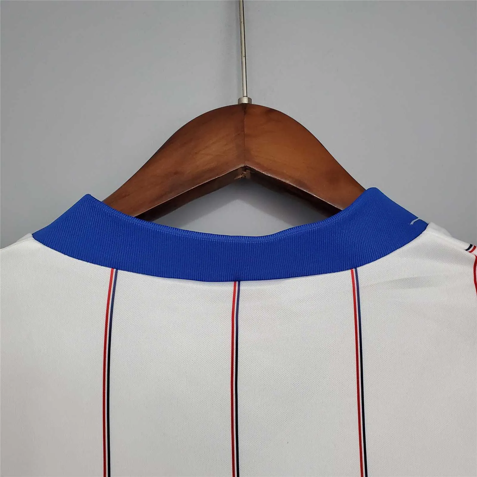 82-83 Rangers away 1