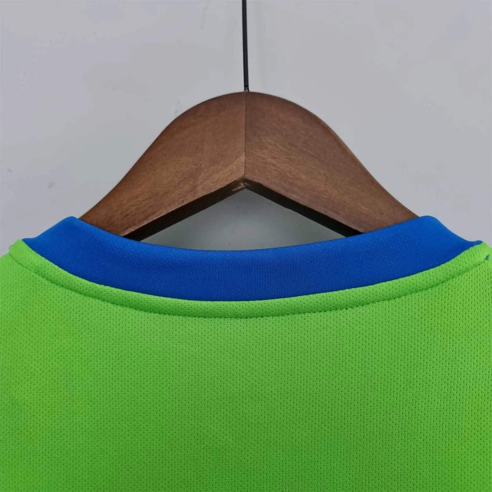 22-23 Seattle Sounders home 1
