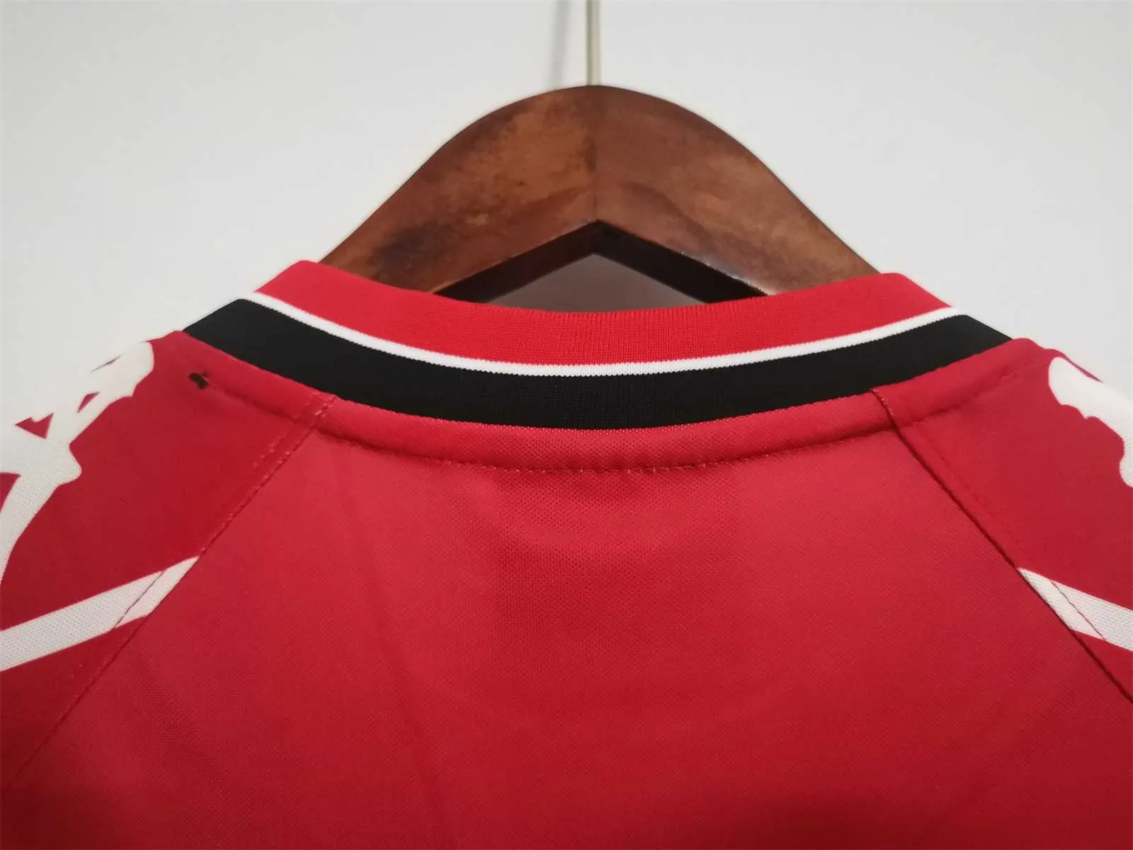 99-00 Monaco home 7