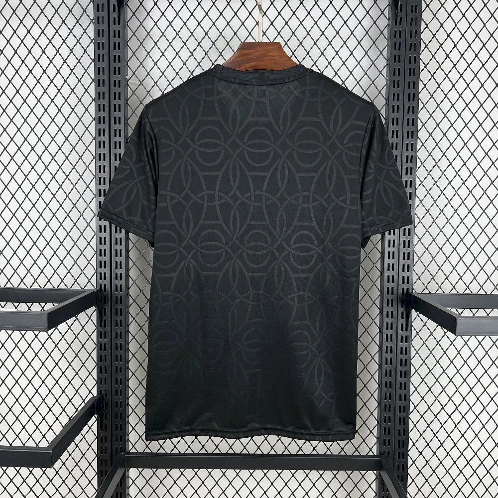 25-26 PSG Black Pre-Match Shirt Football Apparels AAAAJersey Supply Yupoo 1