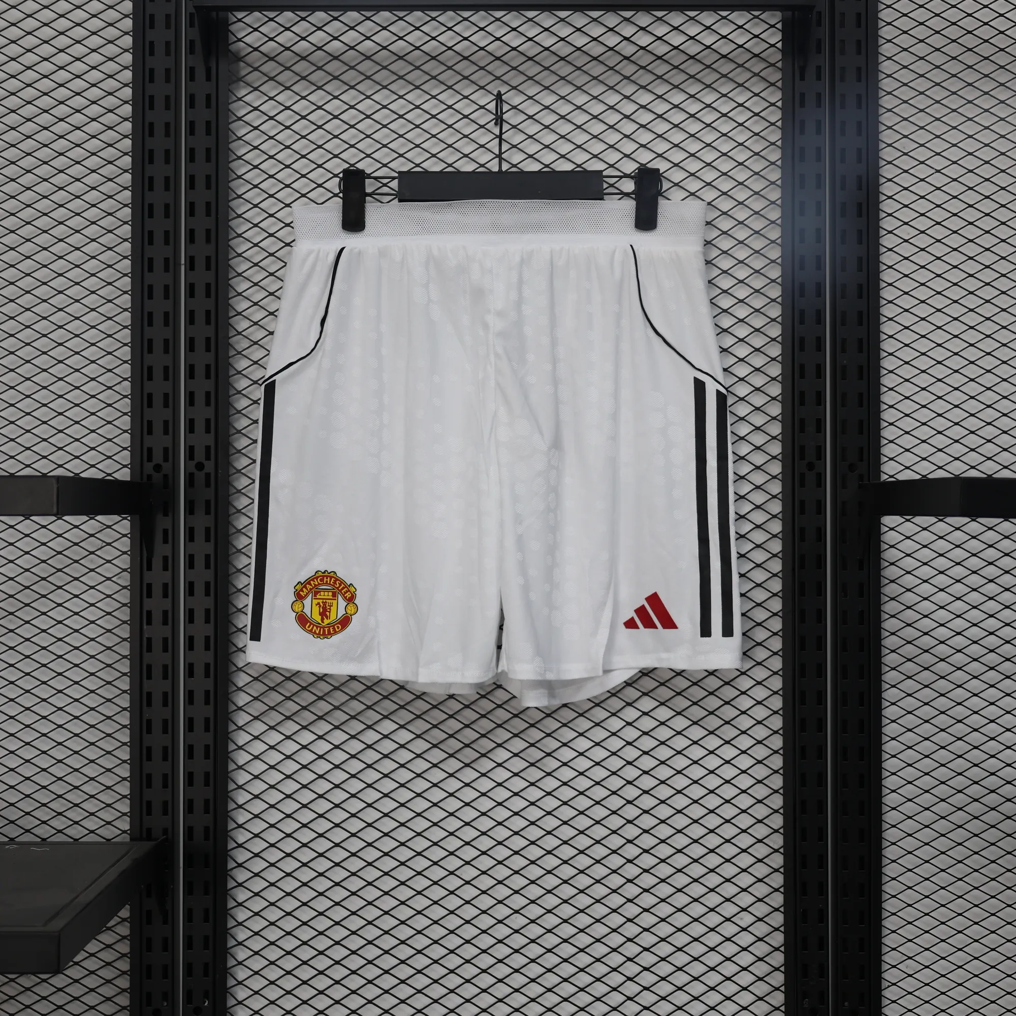 25-26 Manchester United Home Player Version Shorts AAAAJersey Supplier Yupoo 4