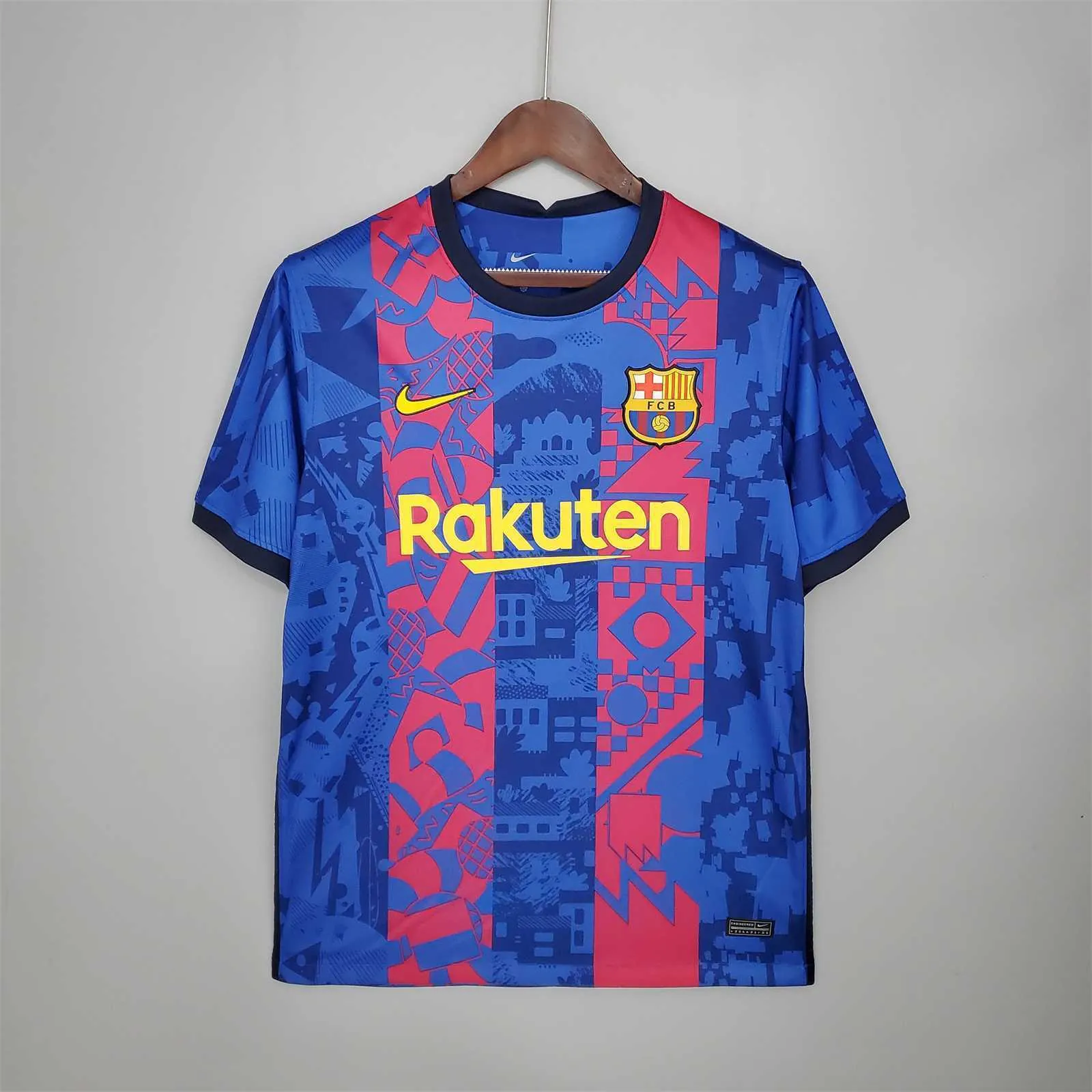 21-22 Barcelona third away 18
