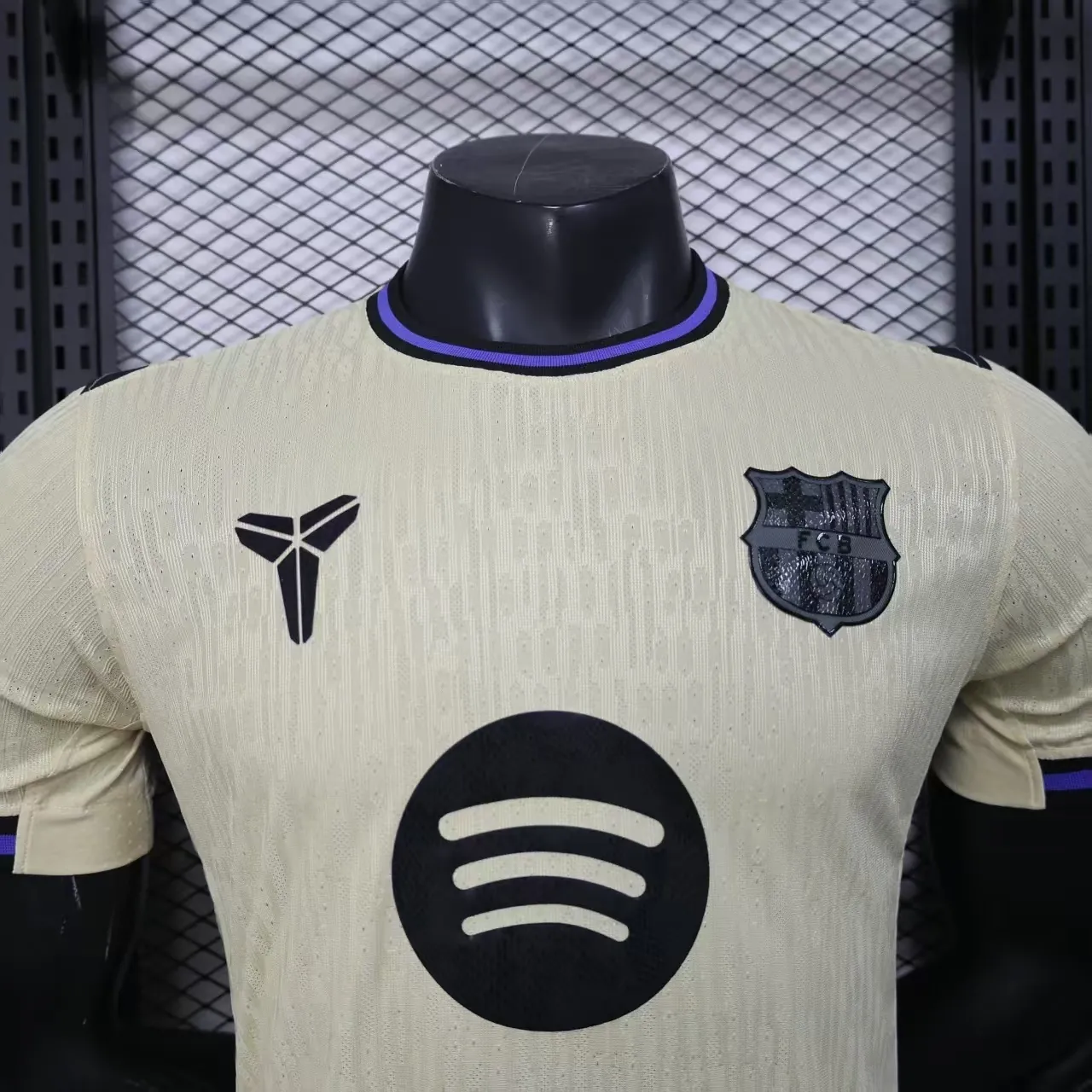 25-26 Barcelona Away Kit Football Player Version Long Sleeve Summer Shirt AAAAJersey Supply Yup 2