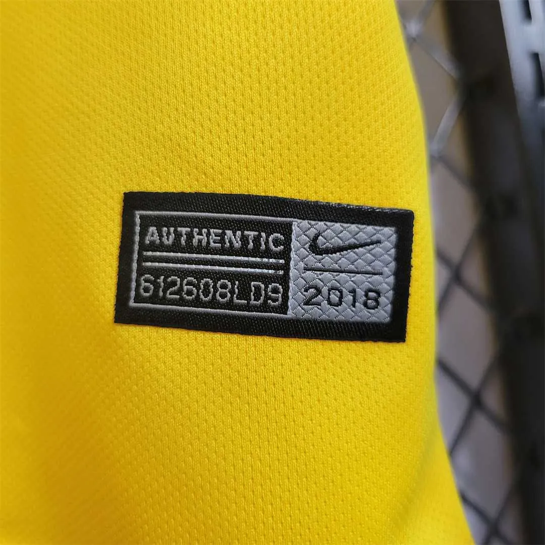 2018 Brazil home 4