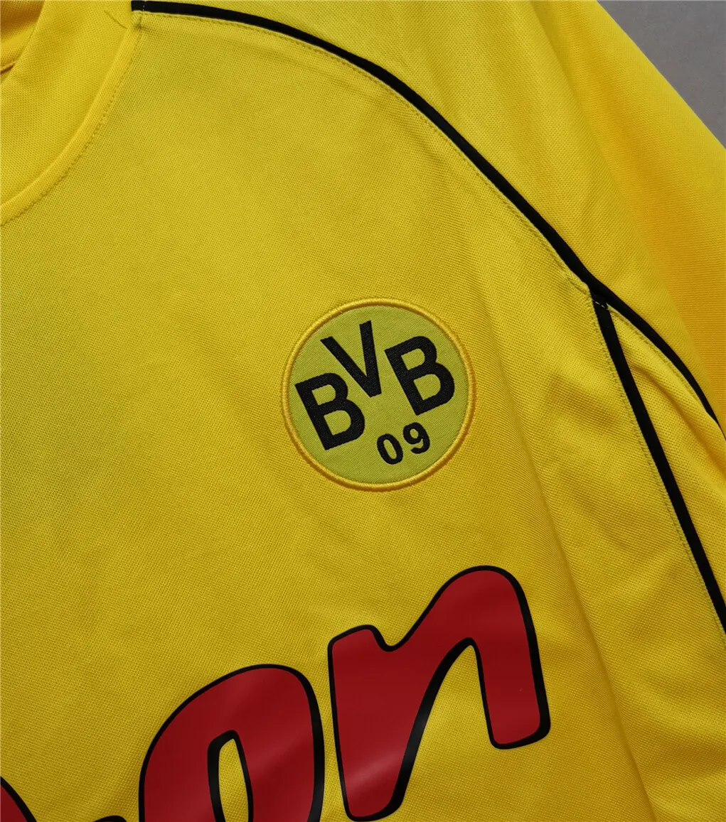 02 Dortmund home yellow 5