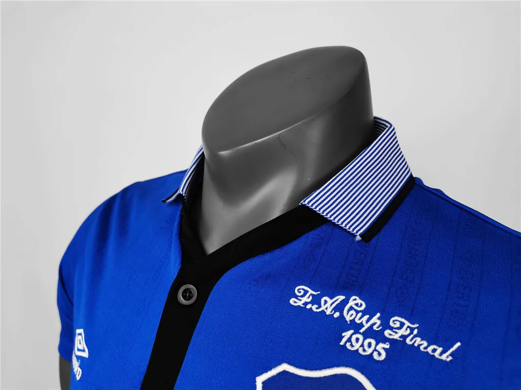 95-96 Everton home 1