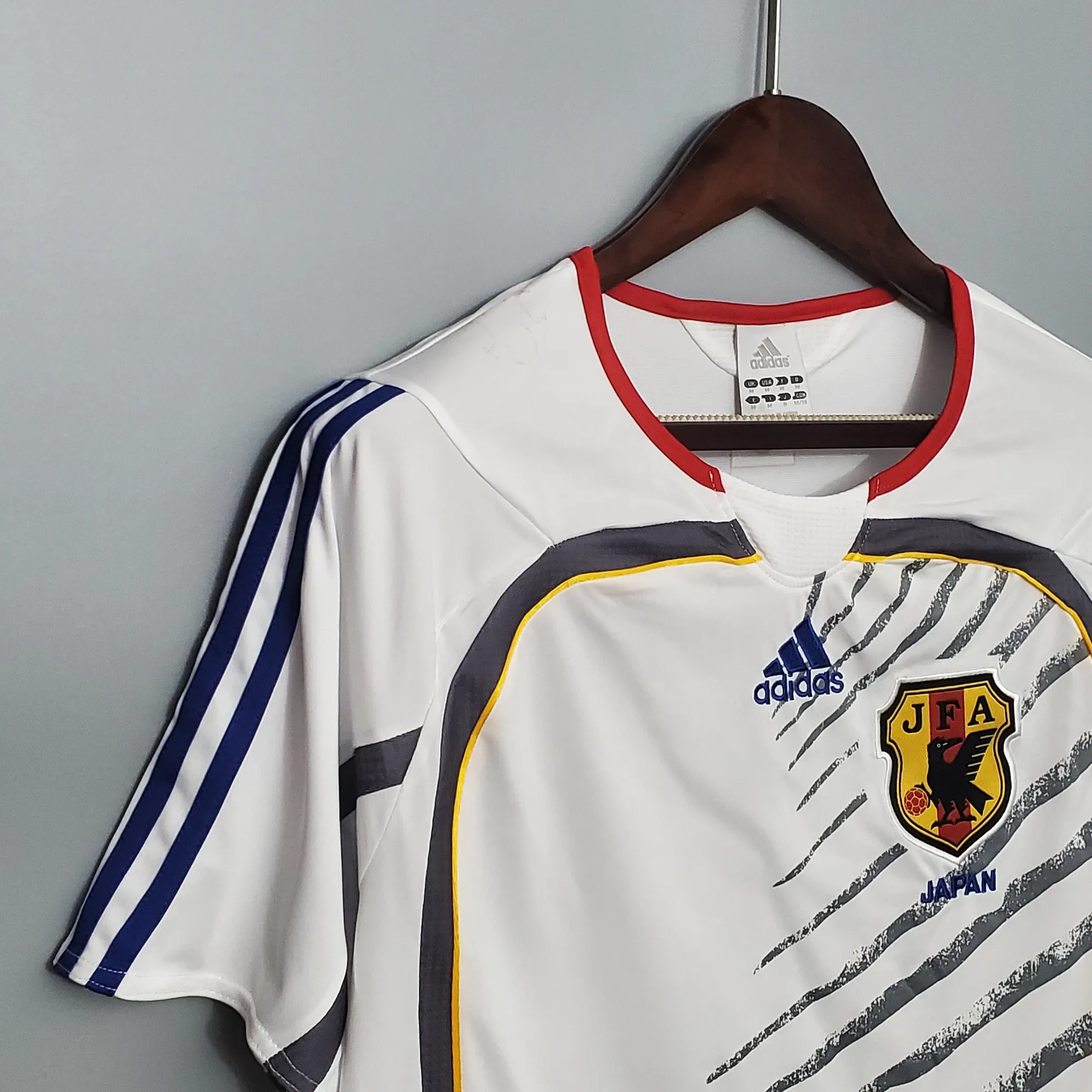 2006 Japan away 6