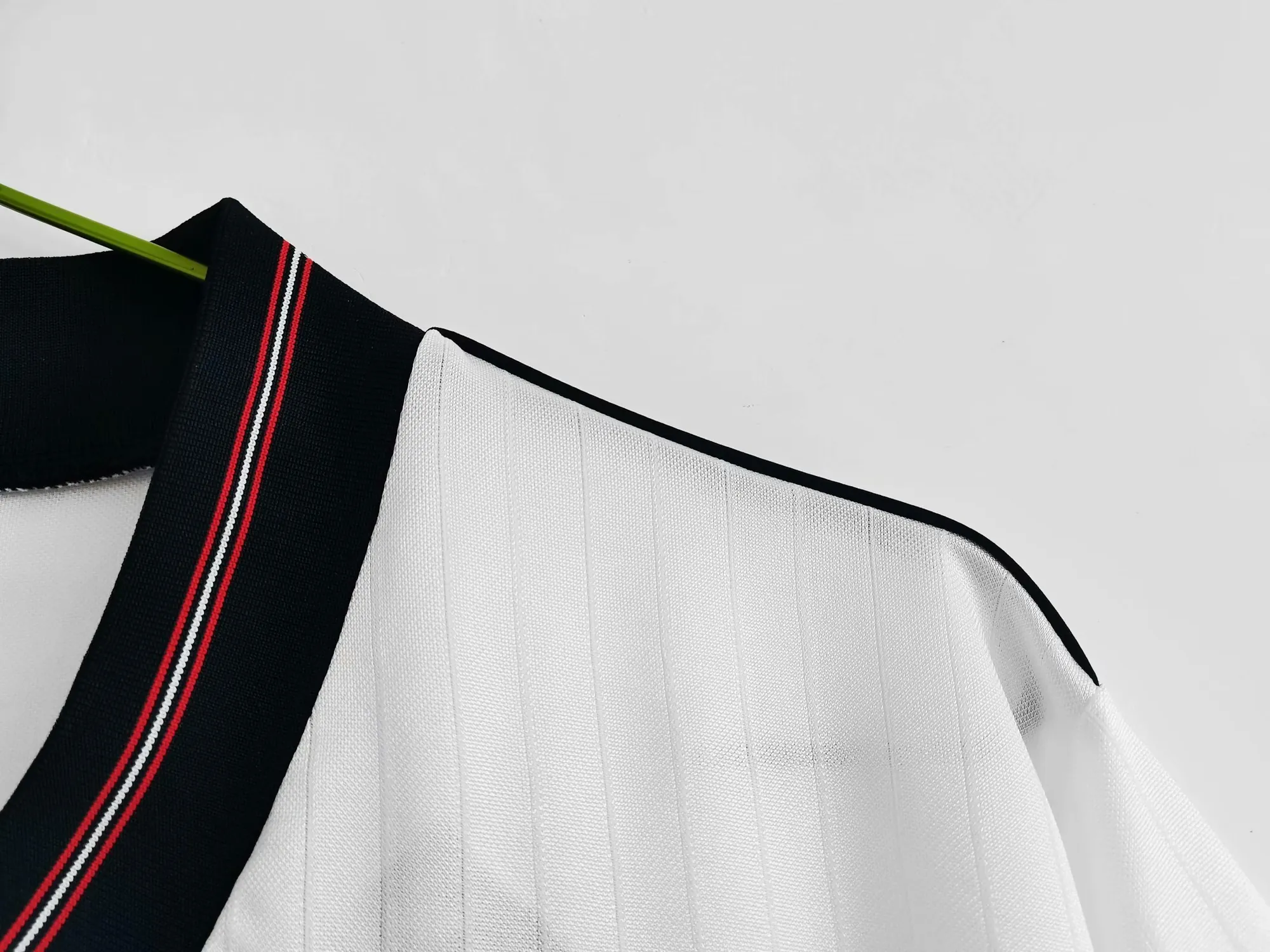 84-87 England home 7