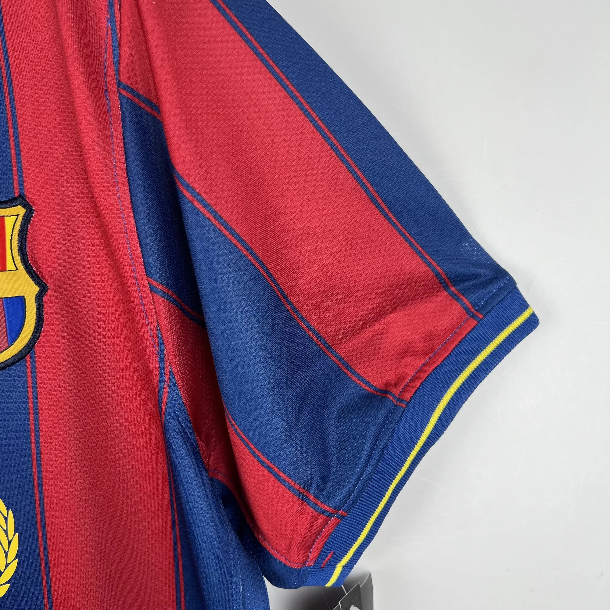 09-10 Retro Barcelona Home S-XXL 3