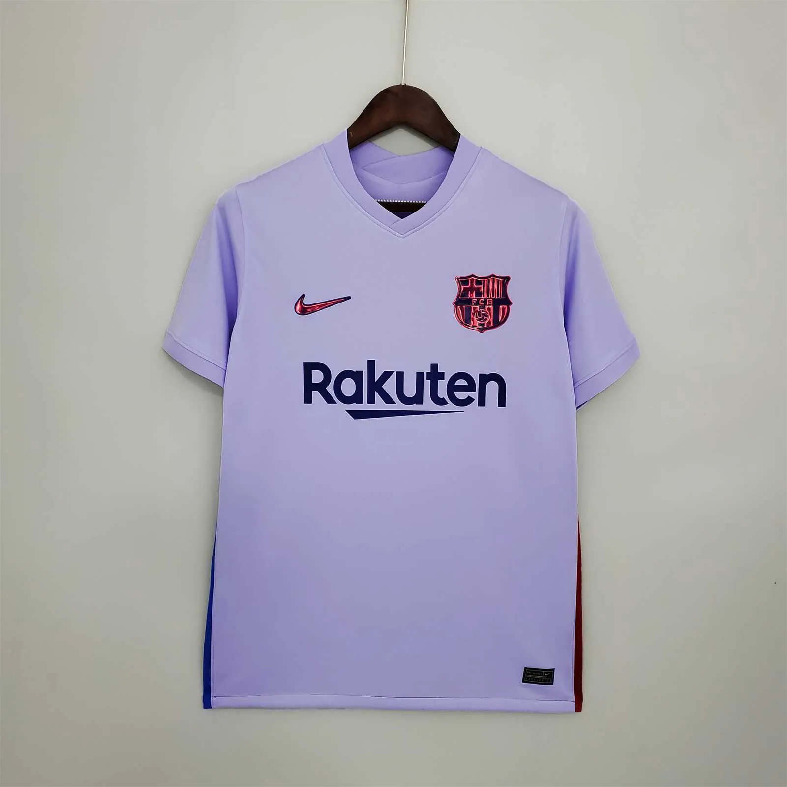 21-22 Barcelona away 21