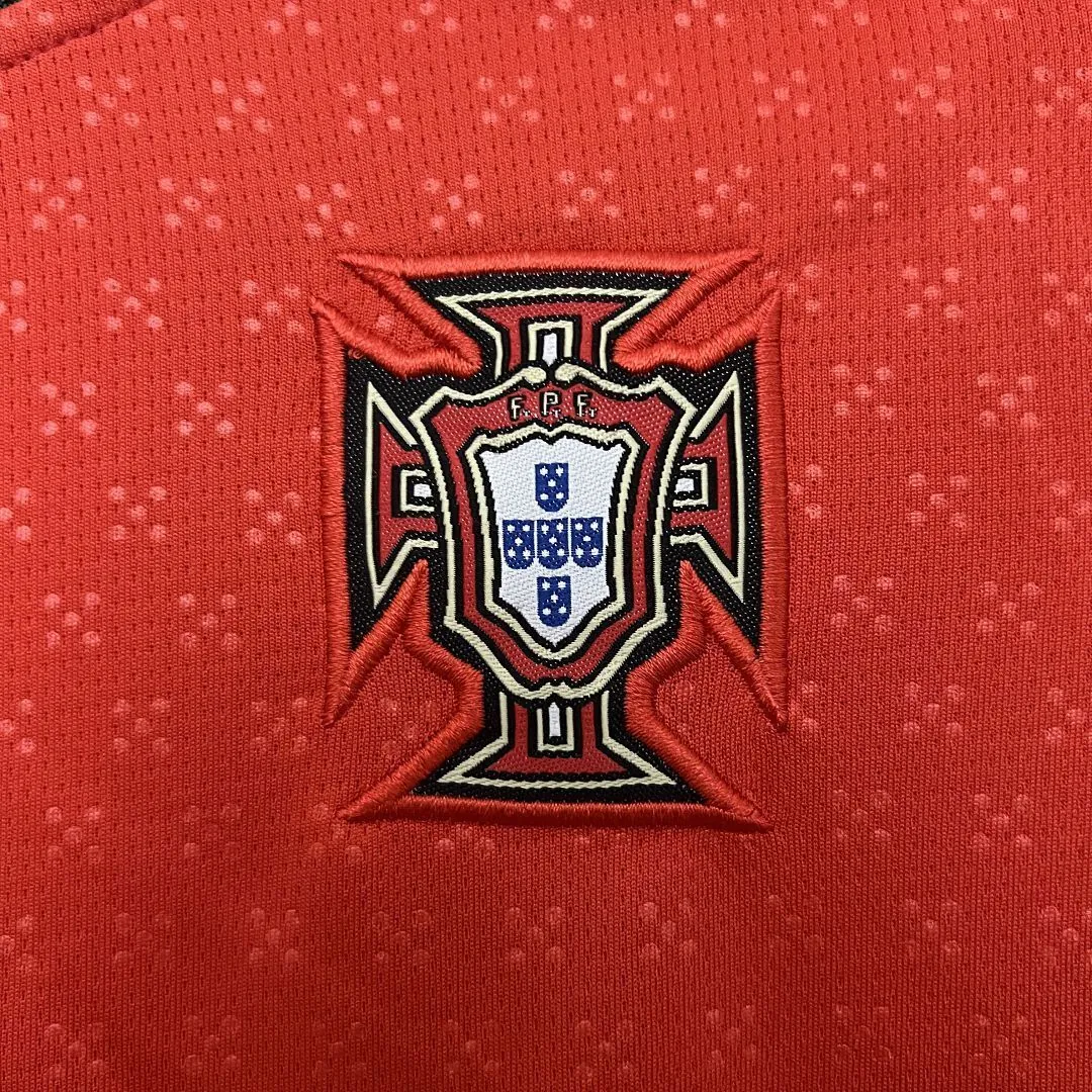 2025 Portugal Home Kid Kits Long Sleeve Youth Apparels AAAAJersey Dropship Yupoo 1