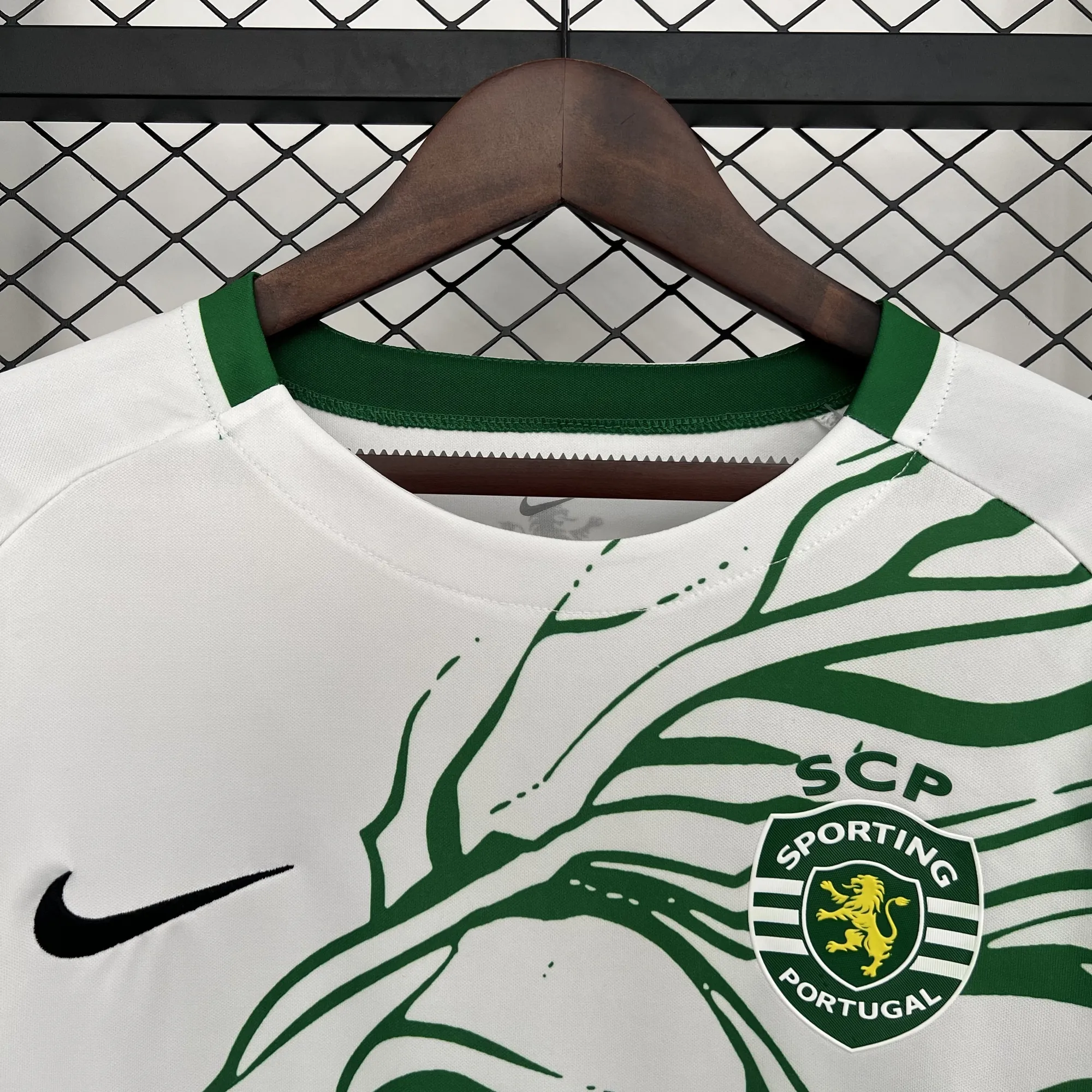 25-26 Sporting Lisbon Special Edition Football Apparels Sino AAAAJersey Supply Yupoo 7