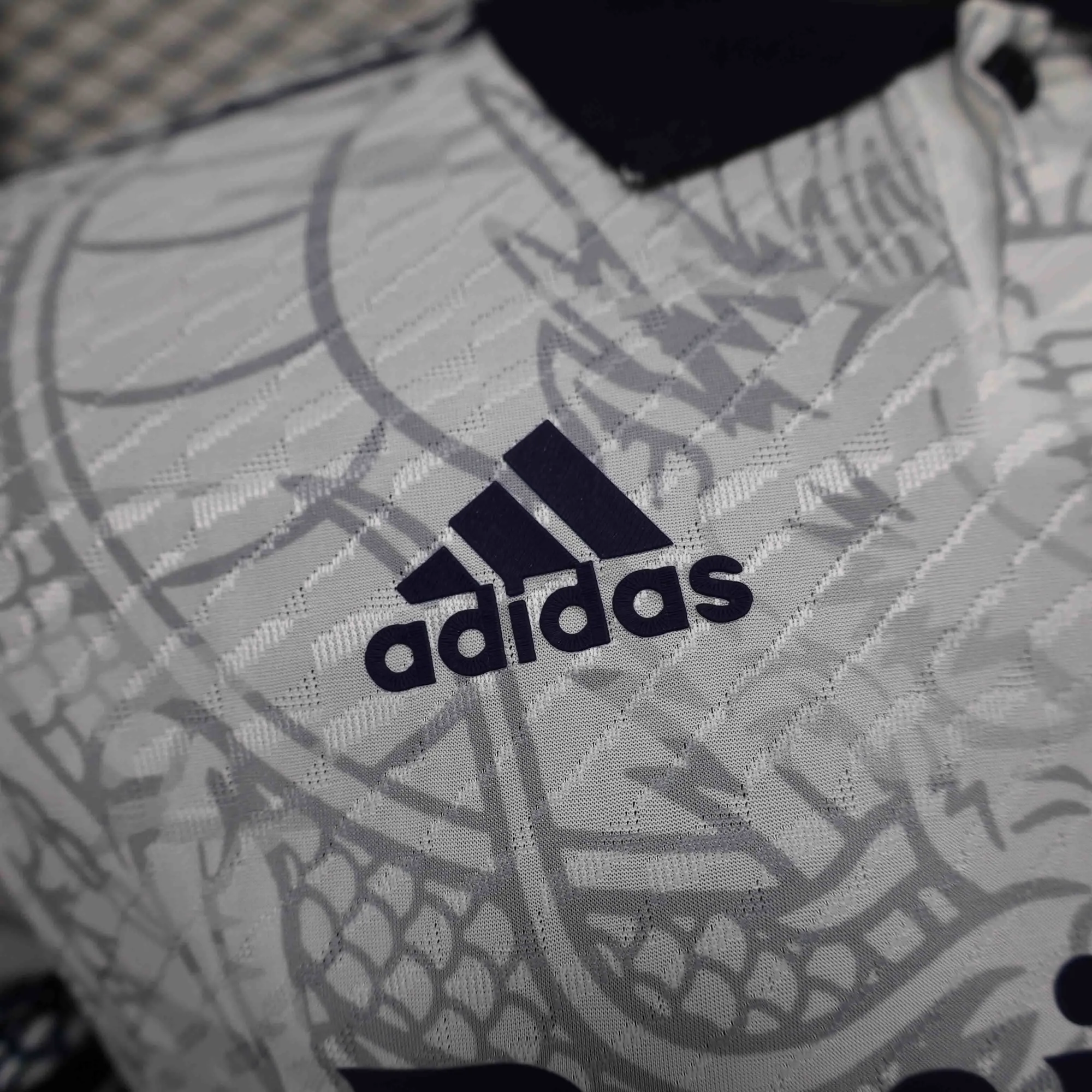 24-25 Real Madrid Classic Dragon Special Edition Player Version Shirt AAAAJersey Supplier Yupoo 1