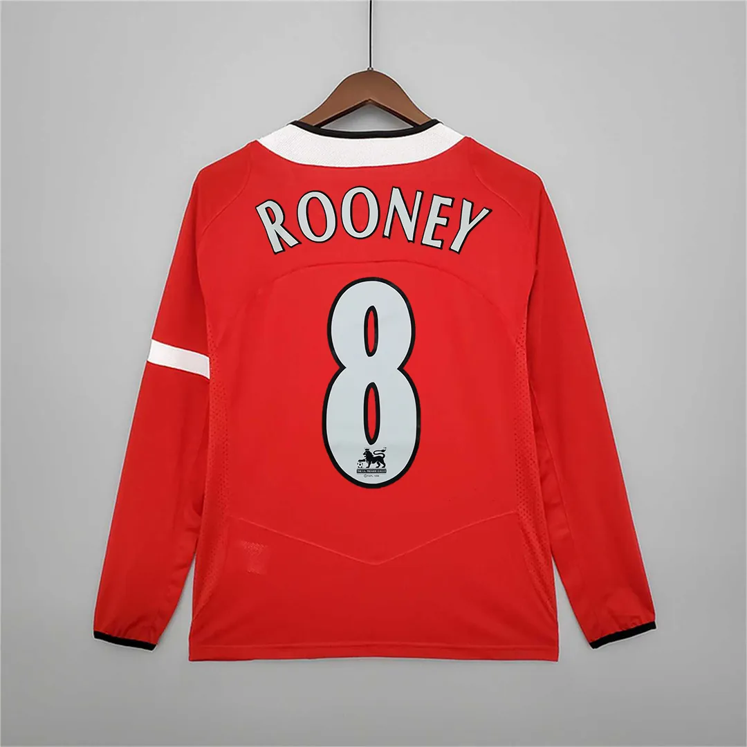 04-06 Manchester United home long sleeve 2