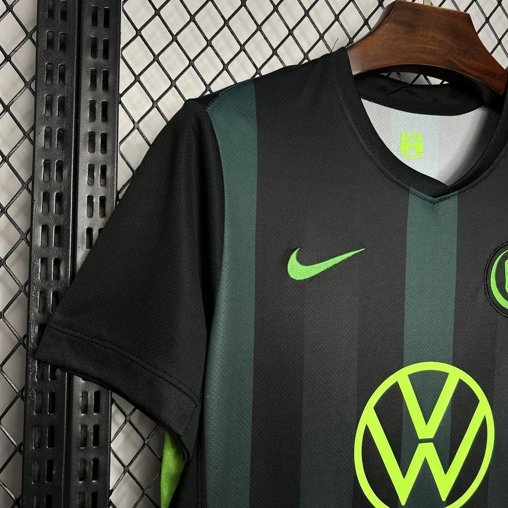 24-25 Wolfsburg Away Kit Football Wear Sport AAAAJersey Yupoo 5