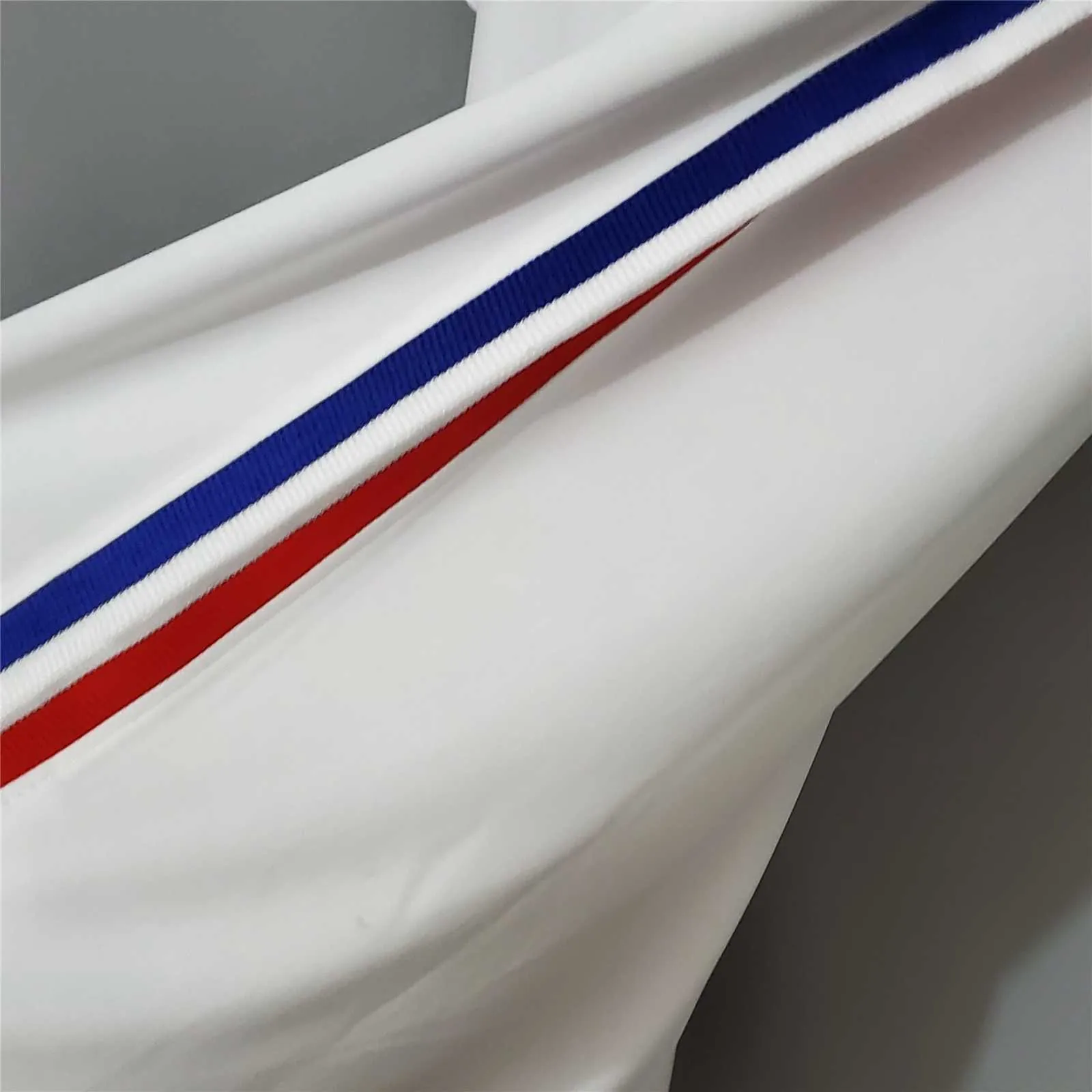 2020 France away 4