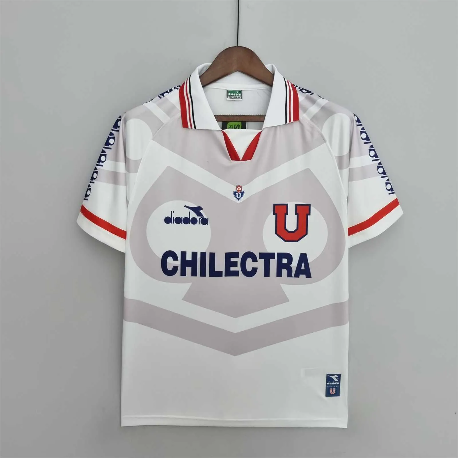 1996 University of Chile away 10