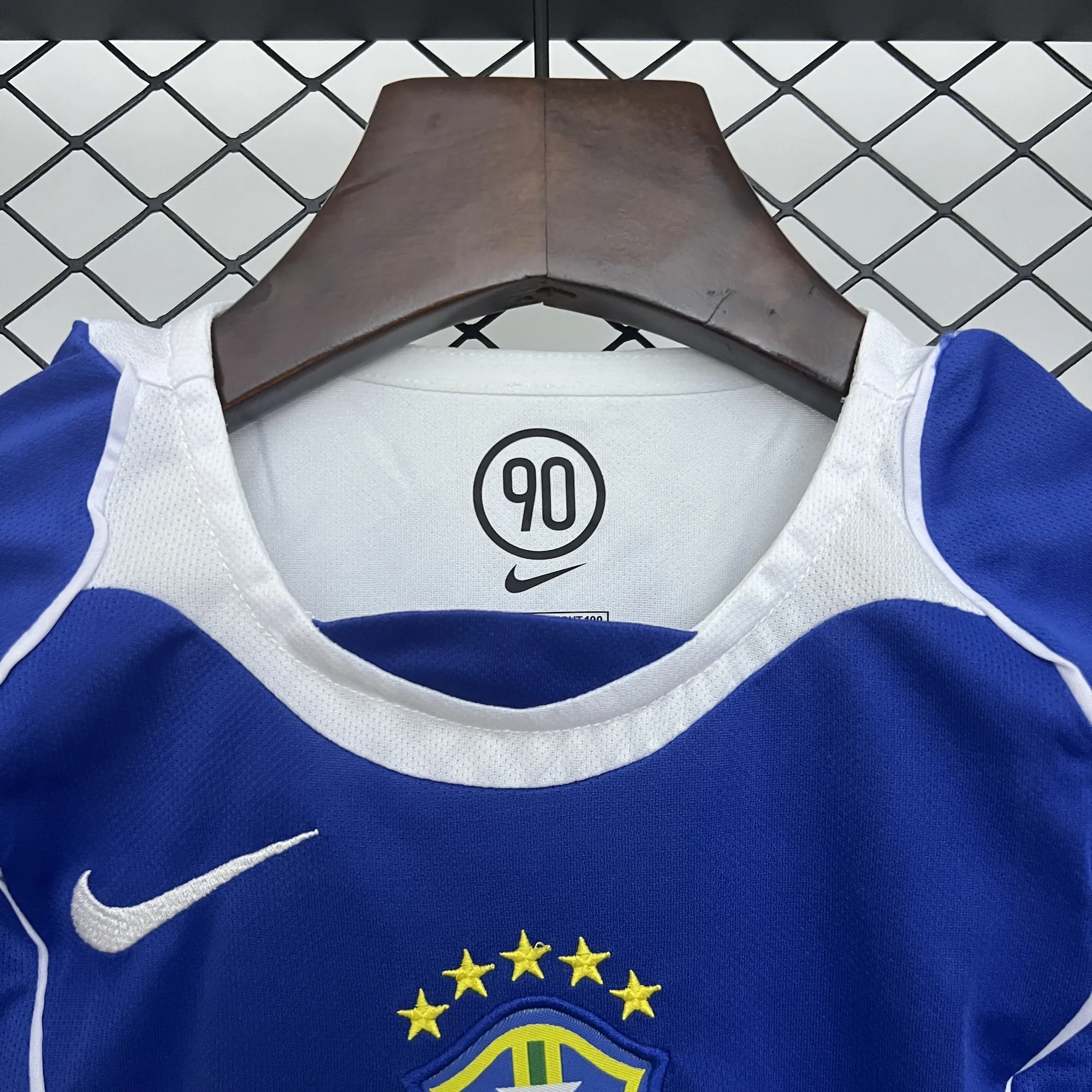 2004 Brazil Away Retro Kid Kits Youth Apparels AAAAJersey Wholesale Yupoo 2