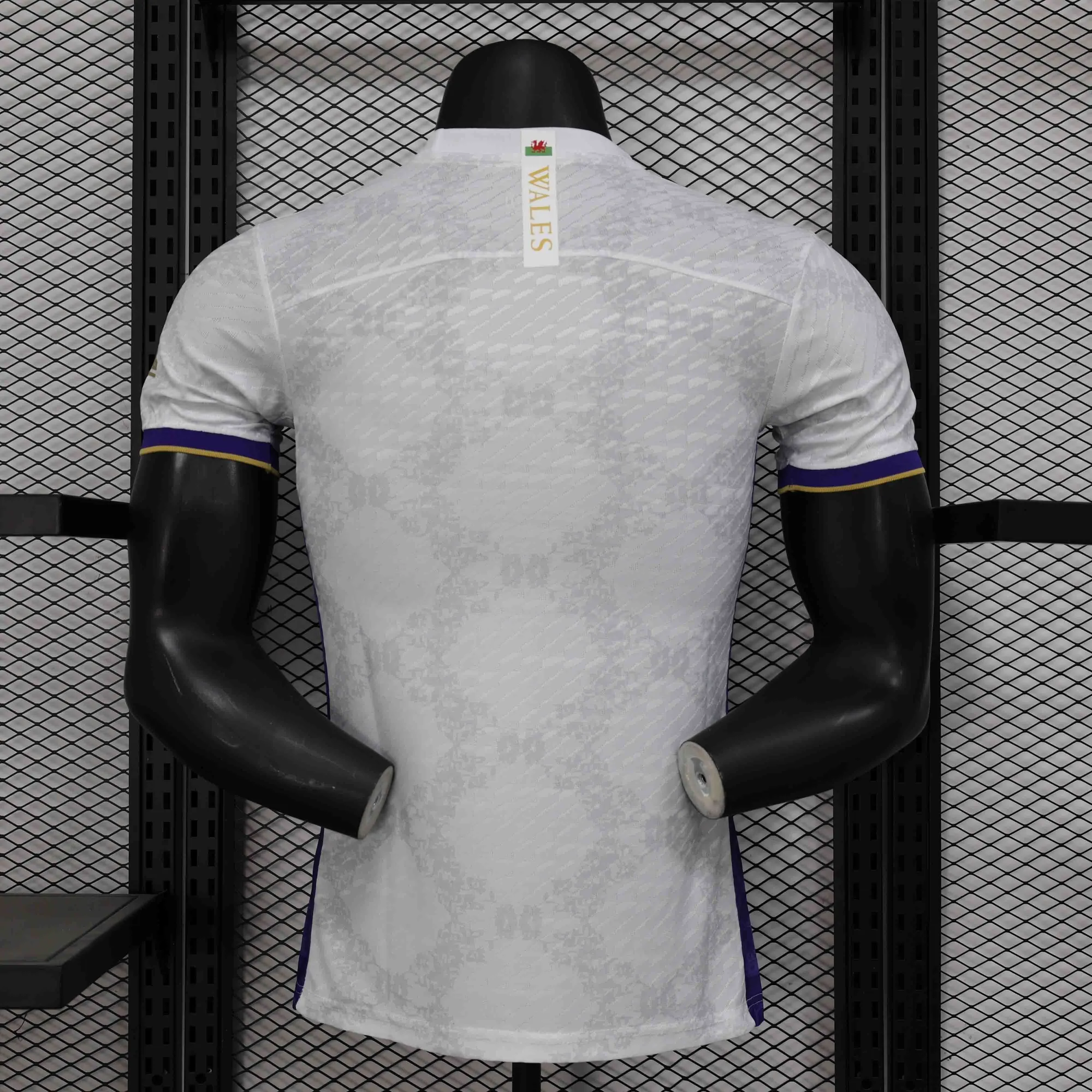 24-25 Real Madrid Legends Special Edition Player Version Shirt AAAAJersey Supplier Yupoo 1