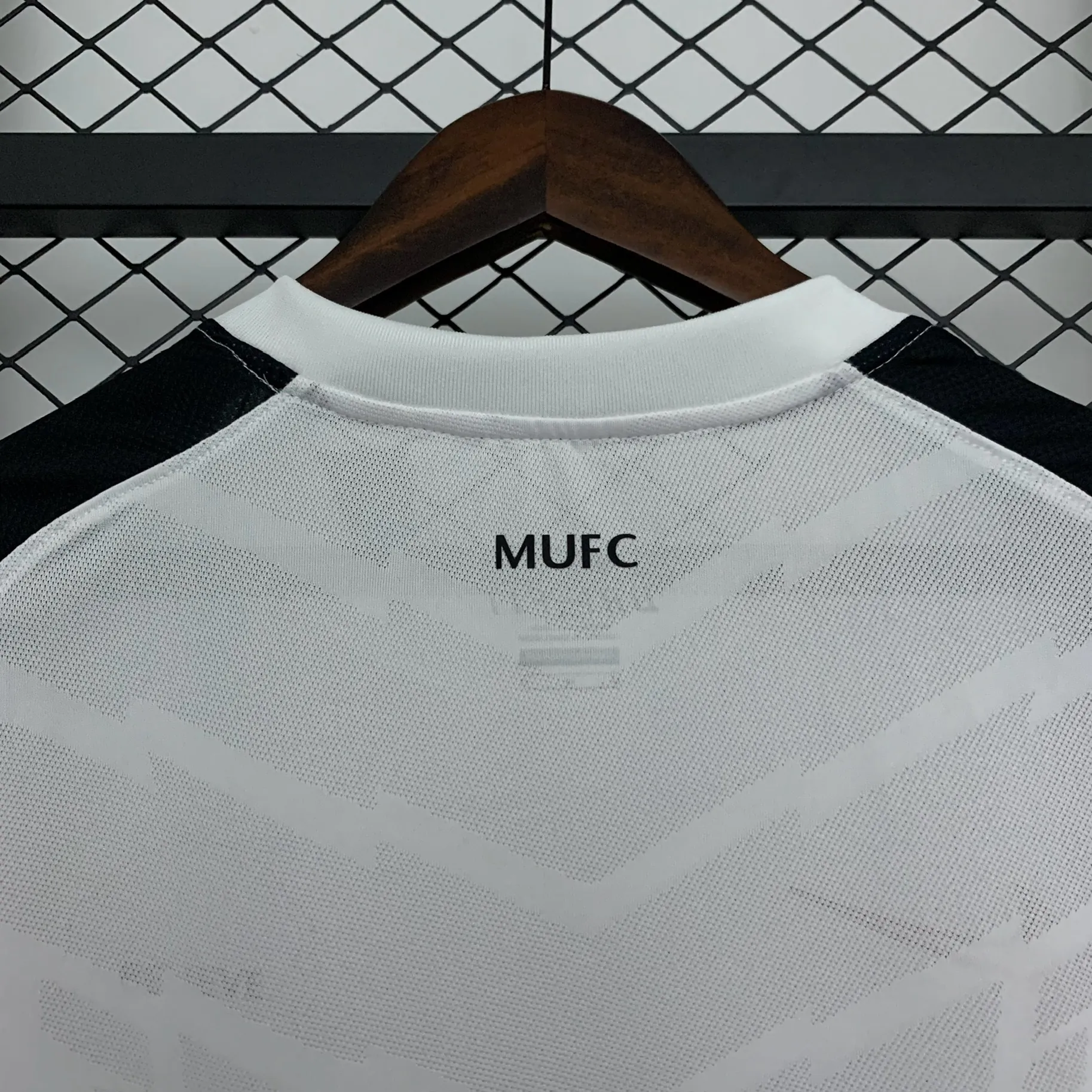 10-11 Manchester United Away Retro Kit Vintage Shirt AAAAJersey Supply Yupoo 10