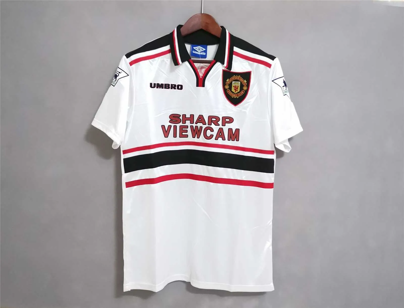 98-99 Manchester United away 11