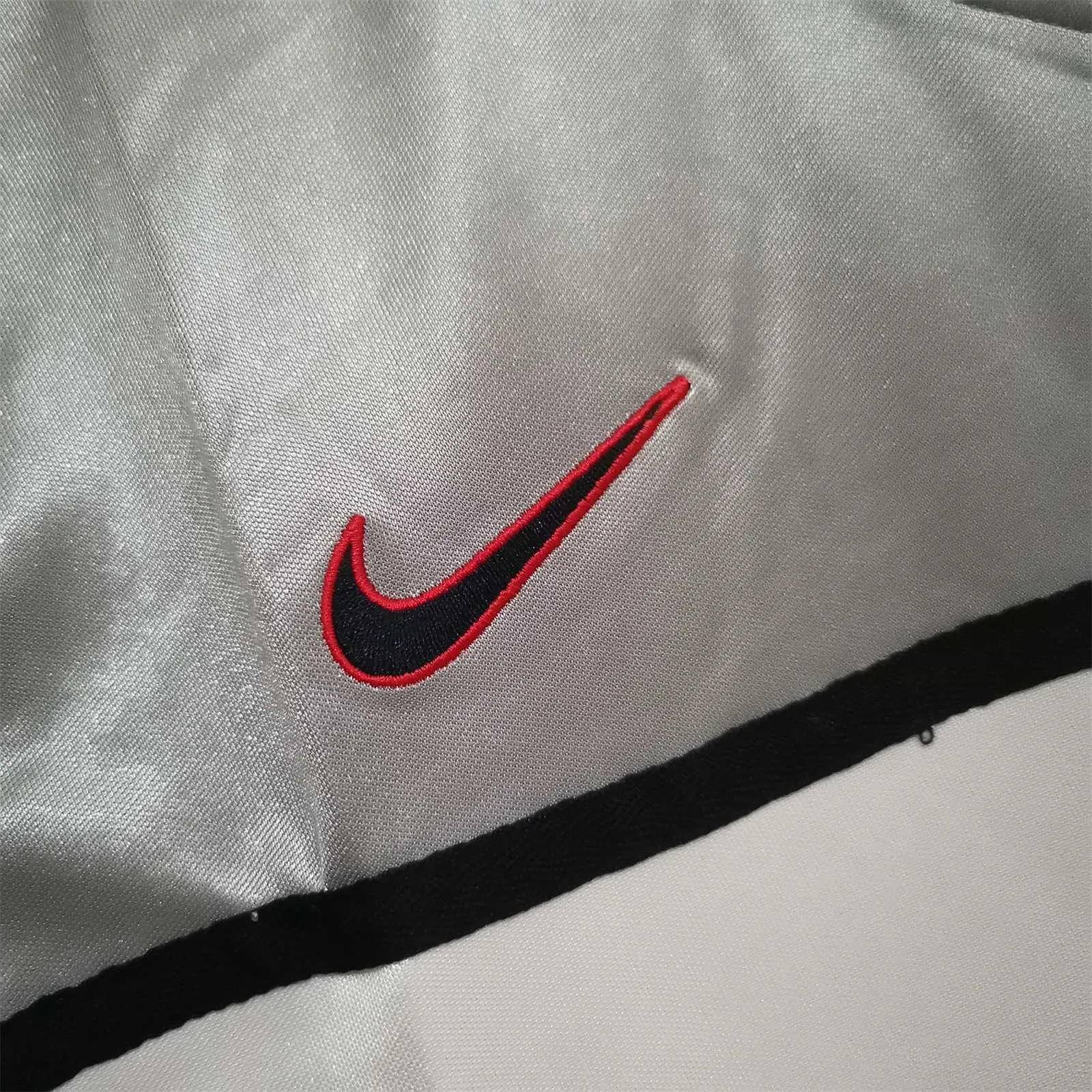 2000 PSG away grey 7