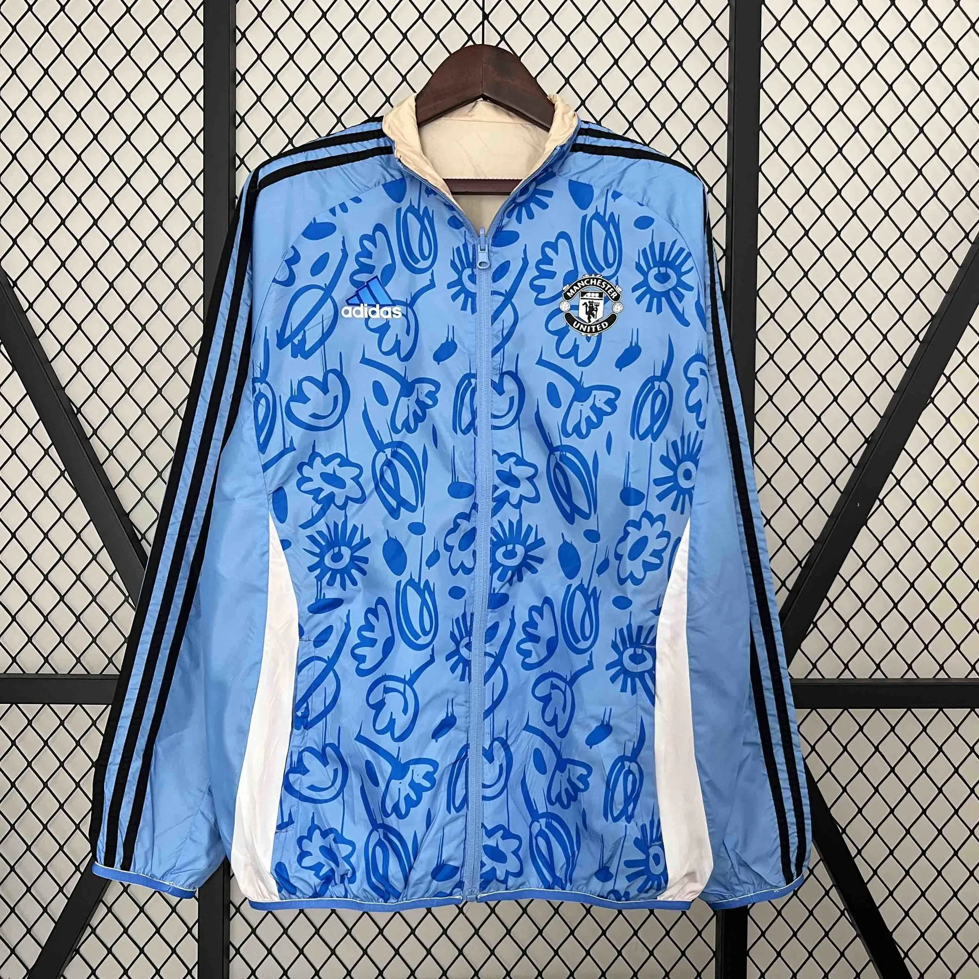 2024 Manchester United Blue&Beige Trench Coat Reversible Windbreaker Jacket Soccer AAAAJersey Y 6