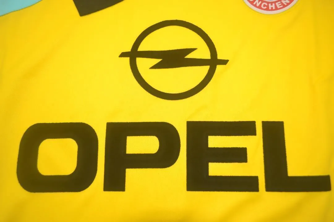 93-94 Bayern Munich away yellow 5
