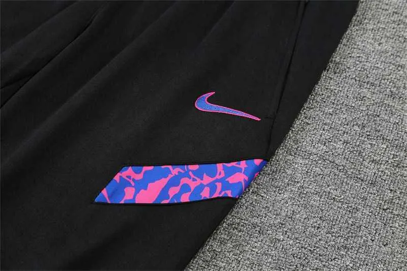 Barcelona Polo black purple-logo 12