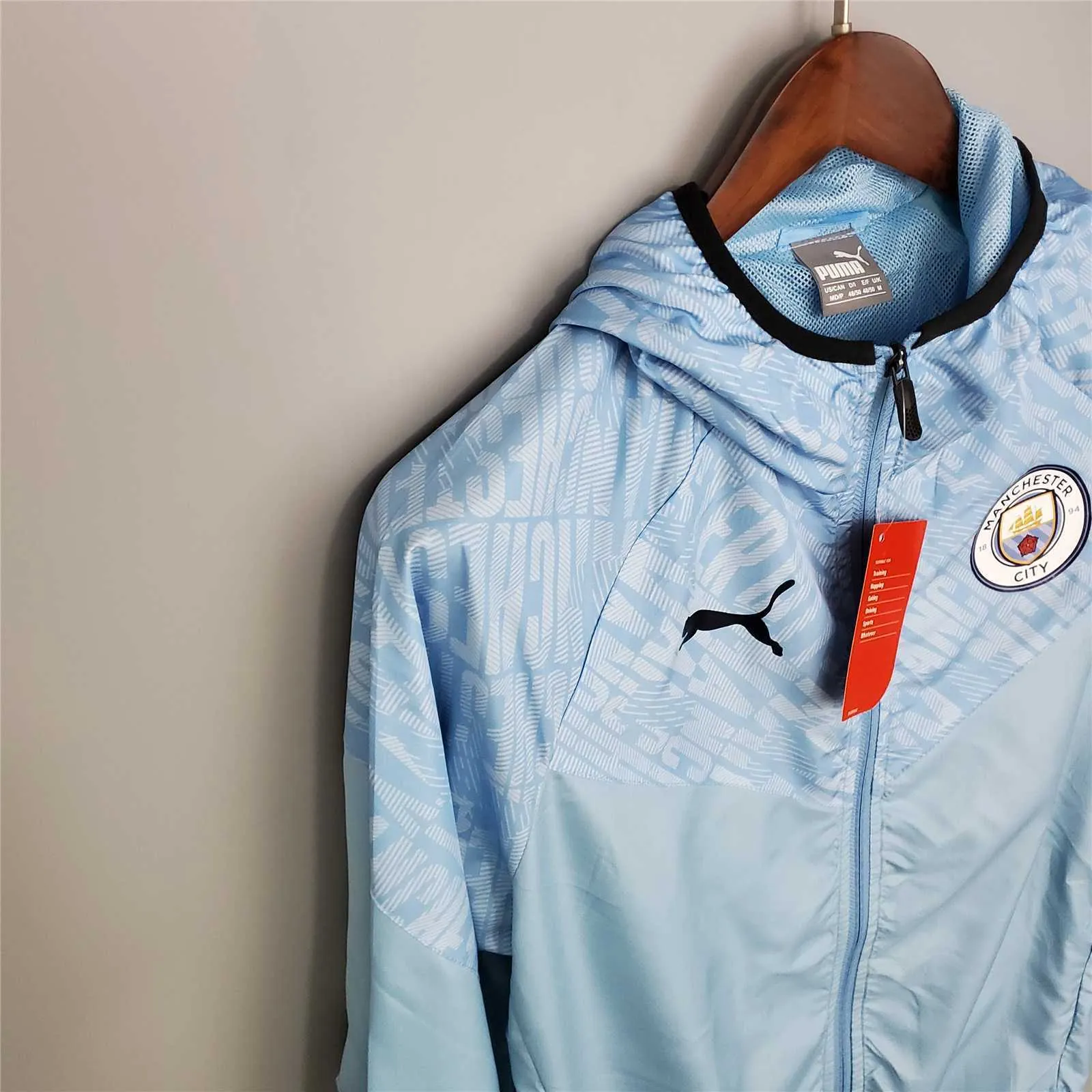 21-22 Manchester City blue windbreaker 1
